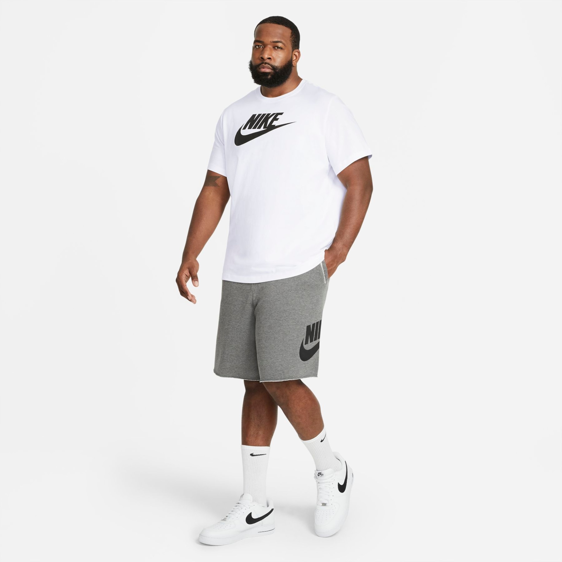 Camiseta Nike Sportswear Icon Futura Masculina - Foto 8