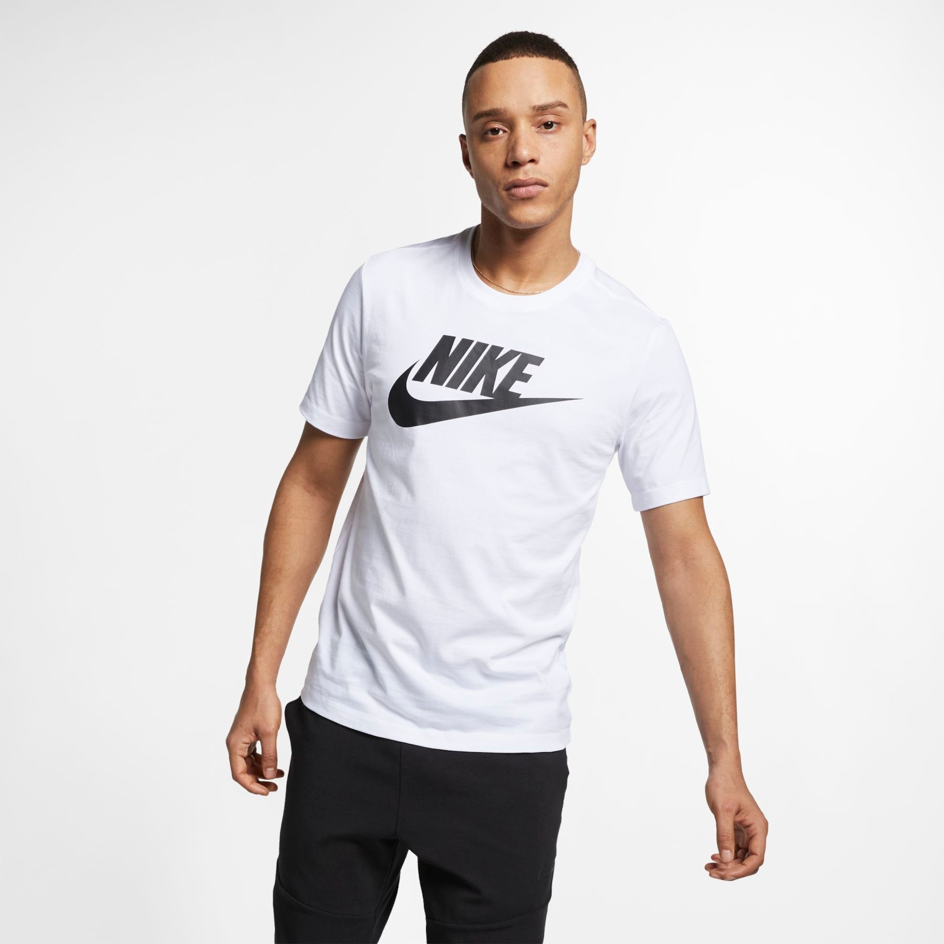 Camiseta Nike Sportswear Icon Futura Masculina - Foto 1