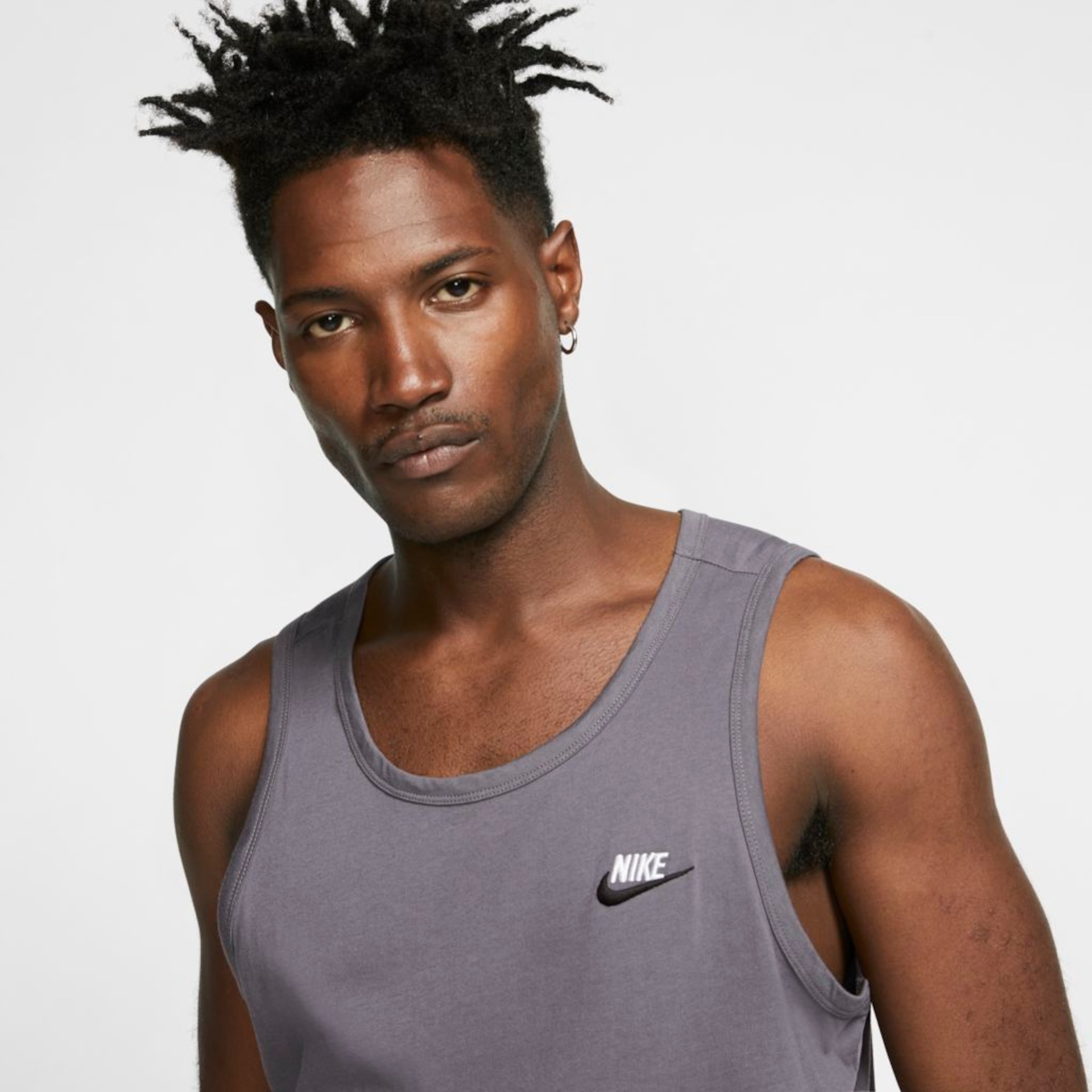 Regata Nike Sportswear Club Masculina - Foto 3