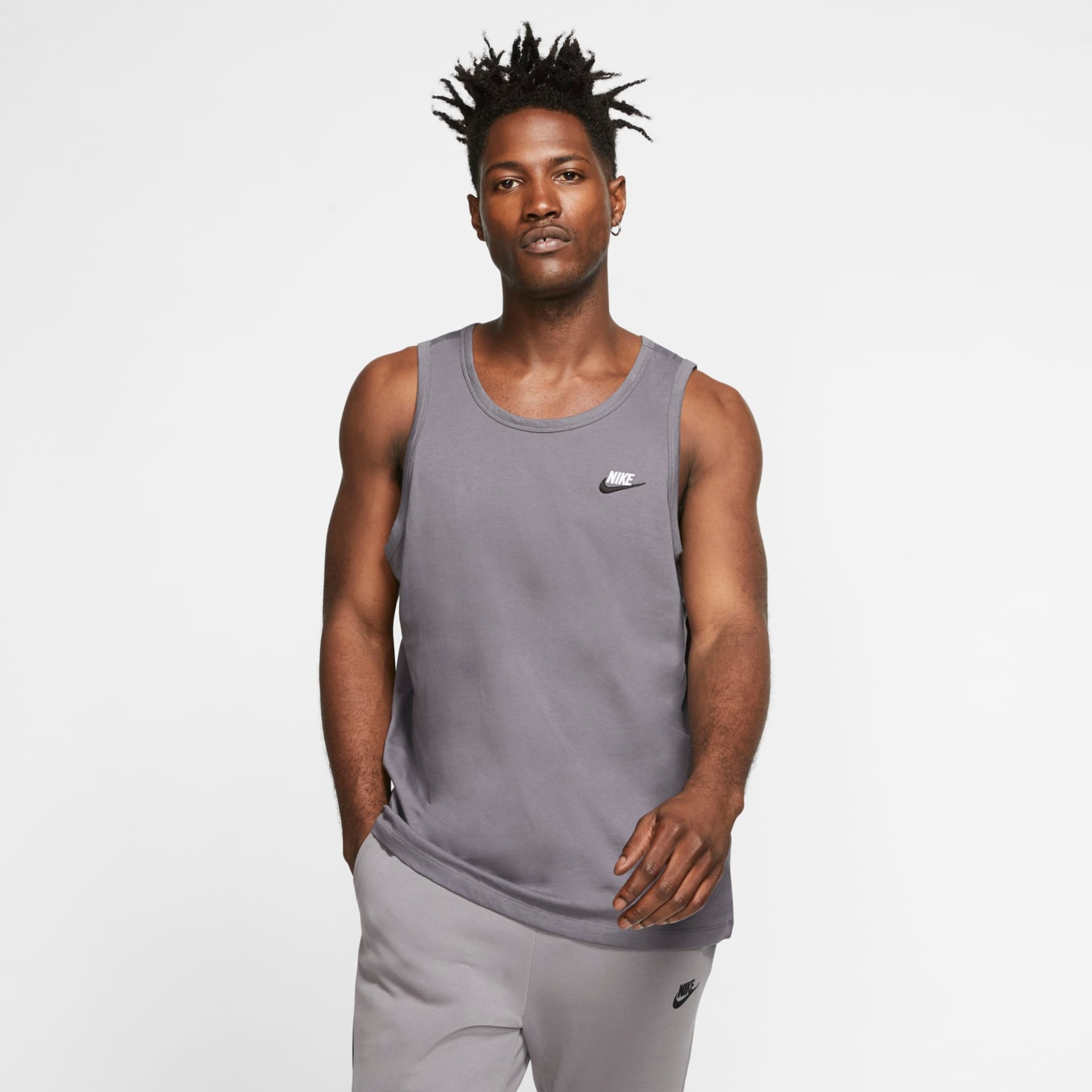 Regata Nike Sportswear Club Masculina - Foto 1