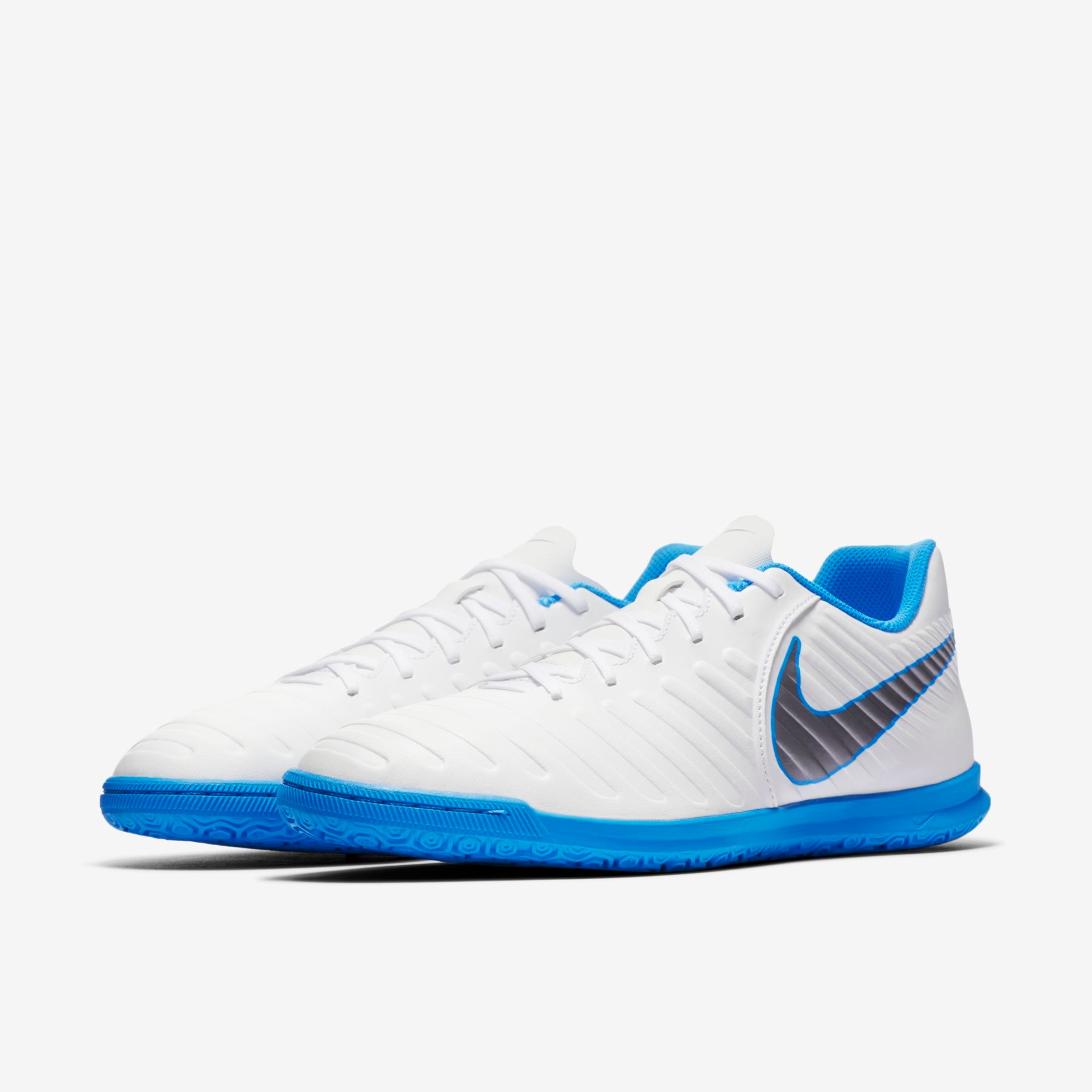 Chuteira Nike Tiempo Legend Club Futsal - Foto 5