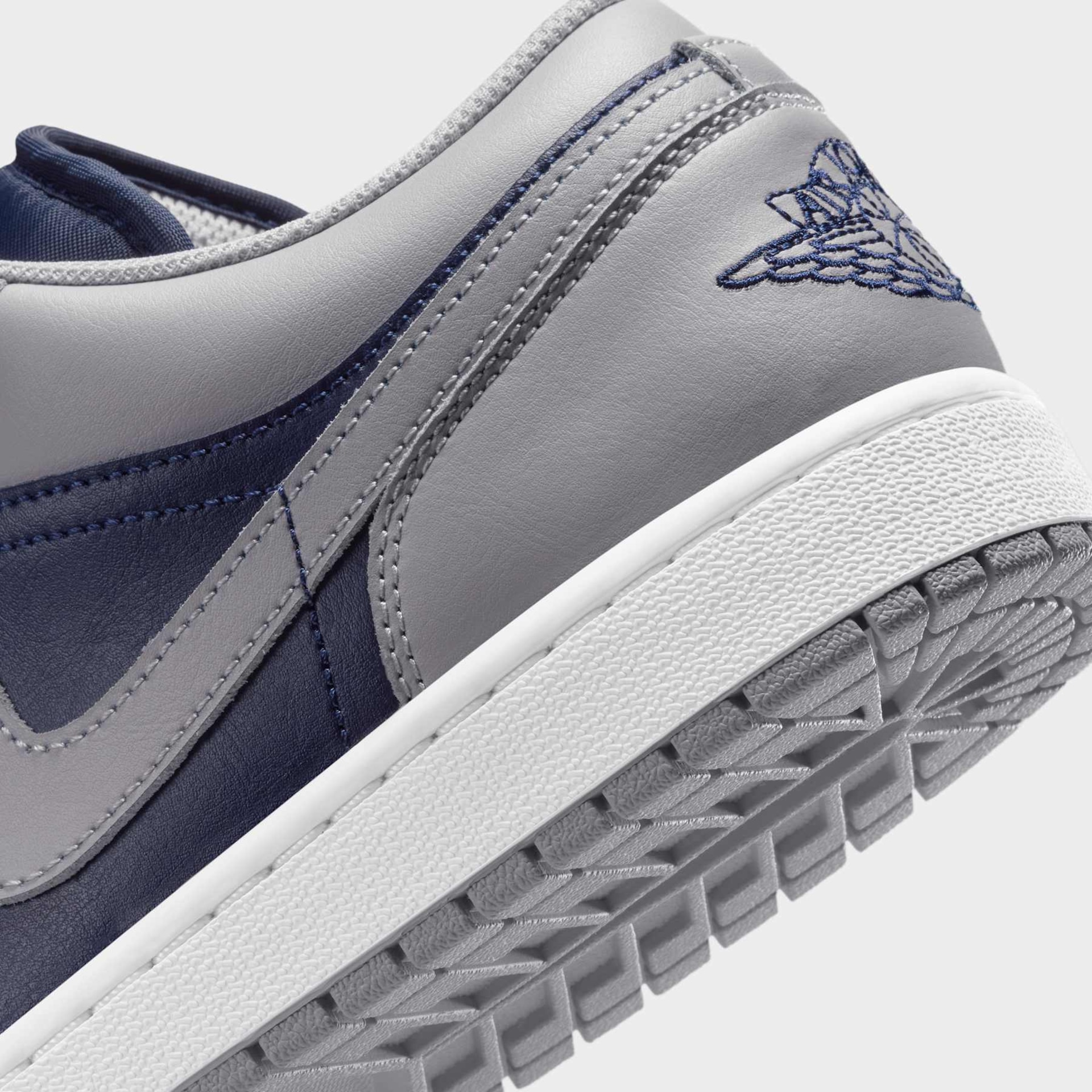 Tênis Air Jordan 1 Low Masculino - Foto 8