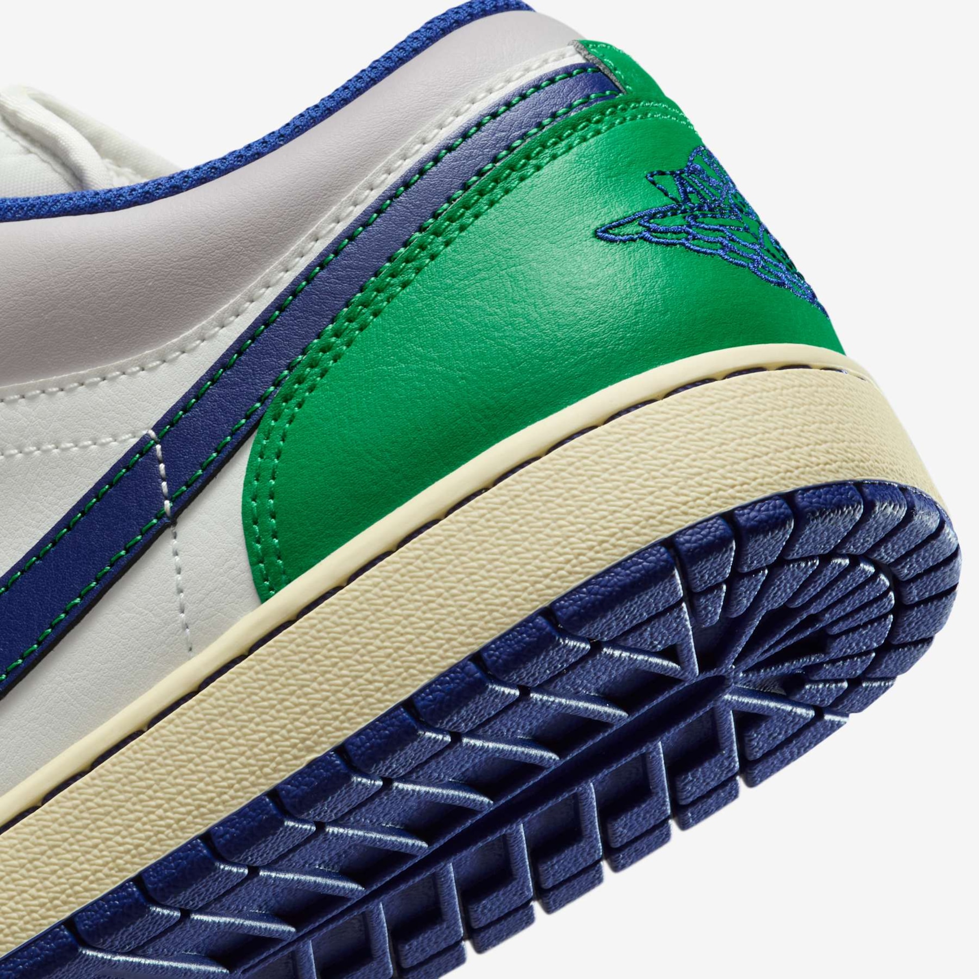 Tênis Air Jordan 1 Low Masculino - Foto 8