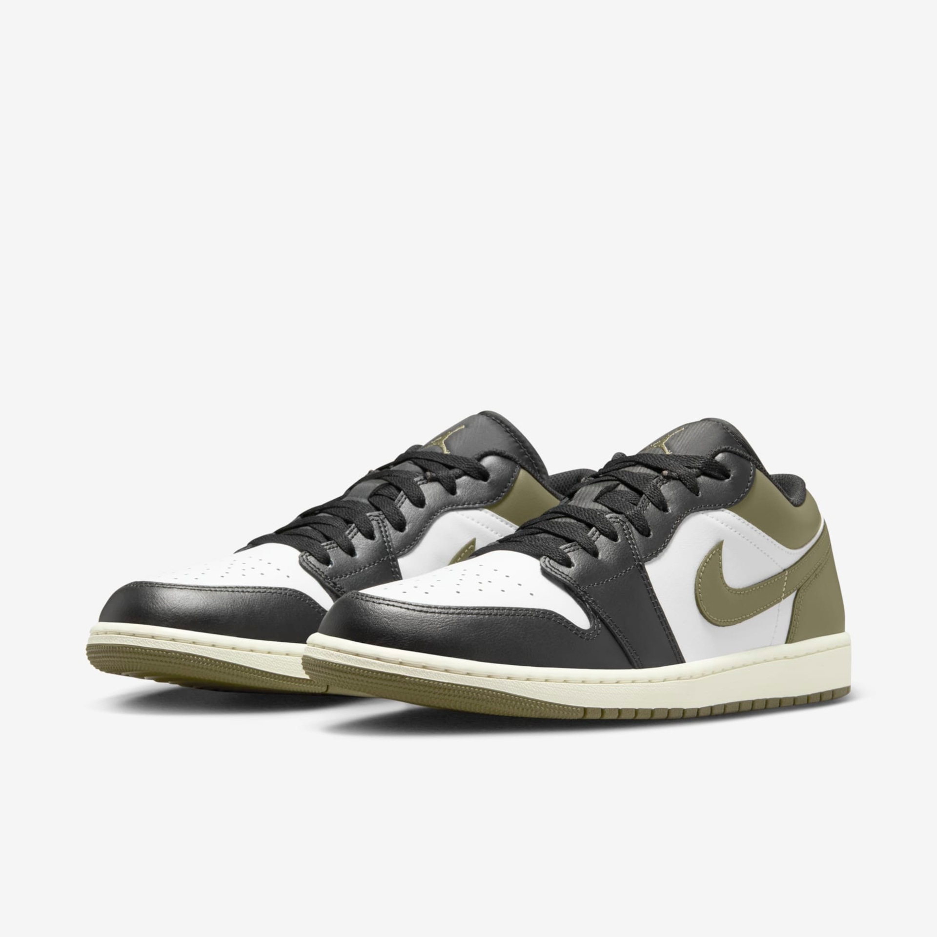 Tênis Air Jordan 1 Low Masculino - Foto 5