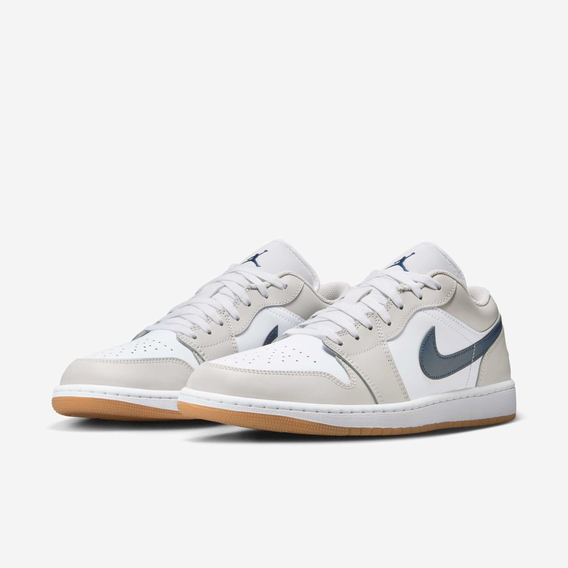 Tênis Air Jordan 1 Low Masculino - Foto 5