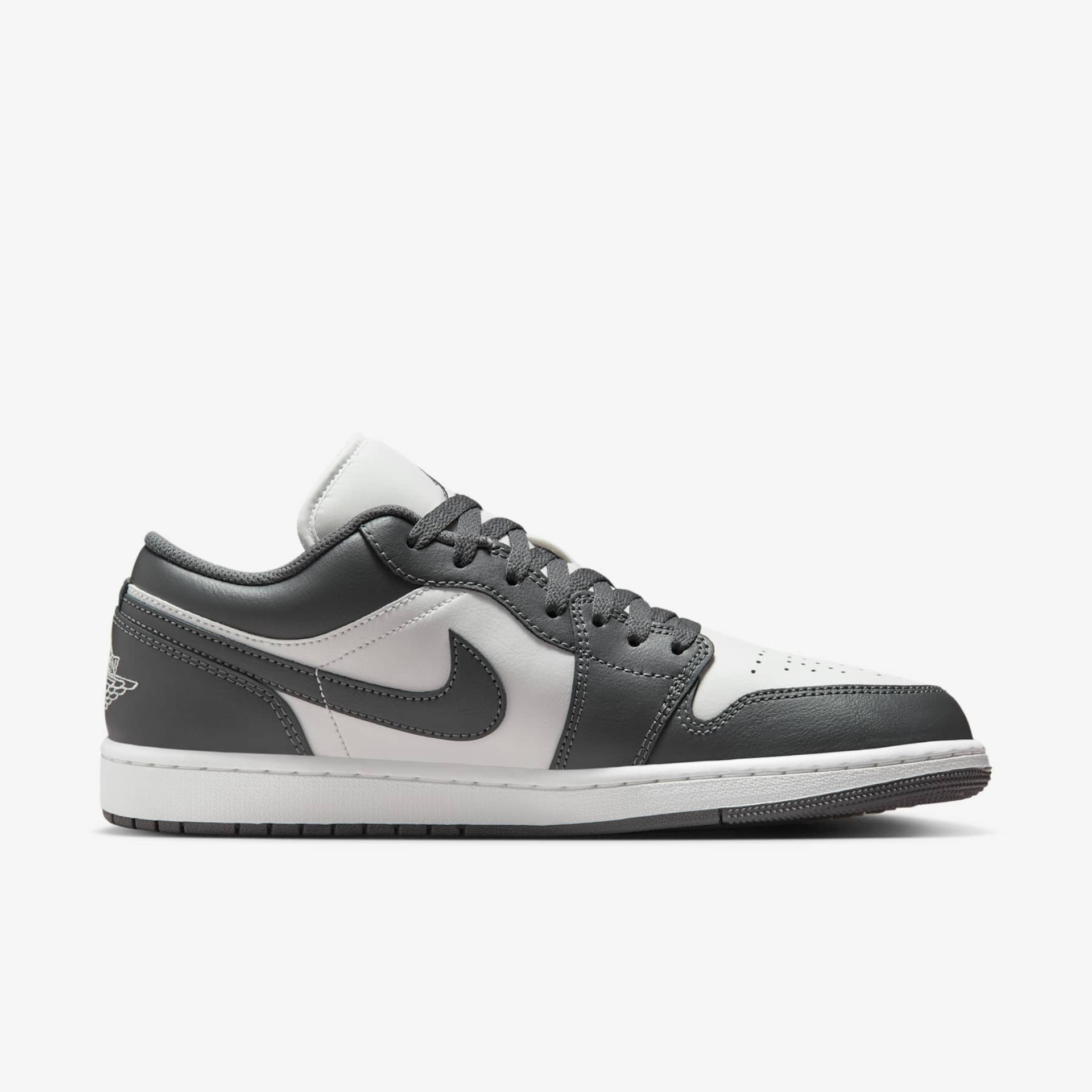 Tênis Air Jordan 1 Low Masculino - Foto 3