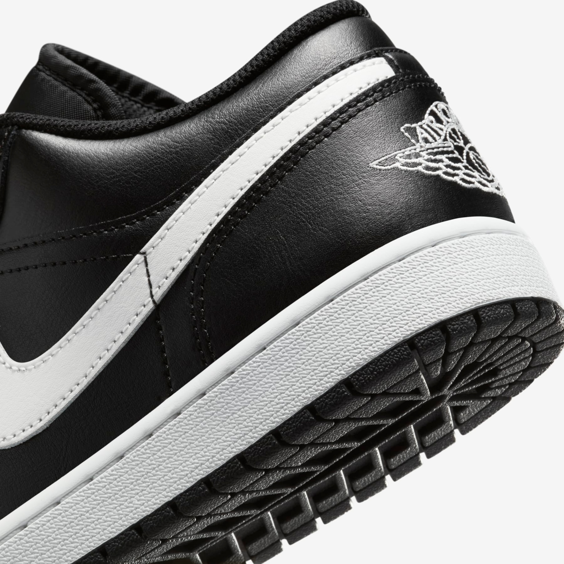 Tênis Air Jordan 1 Low Masculino - Foto 8