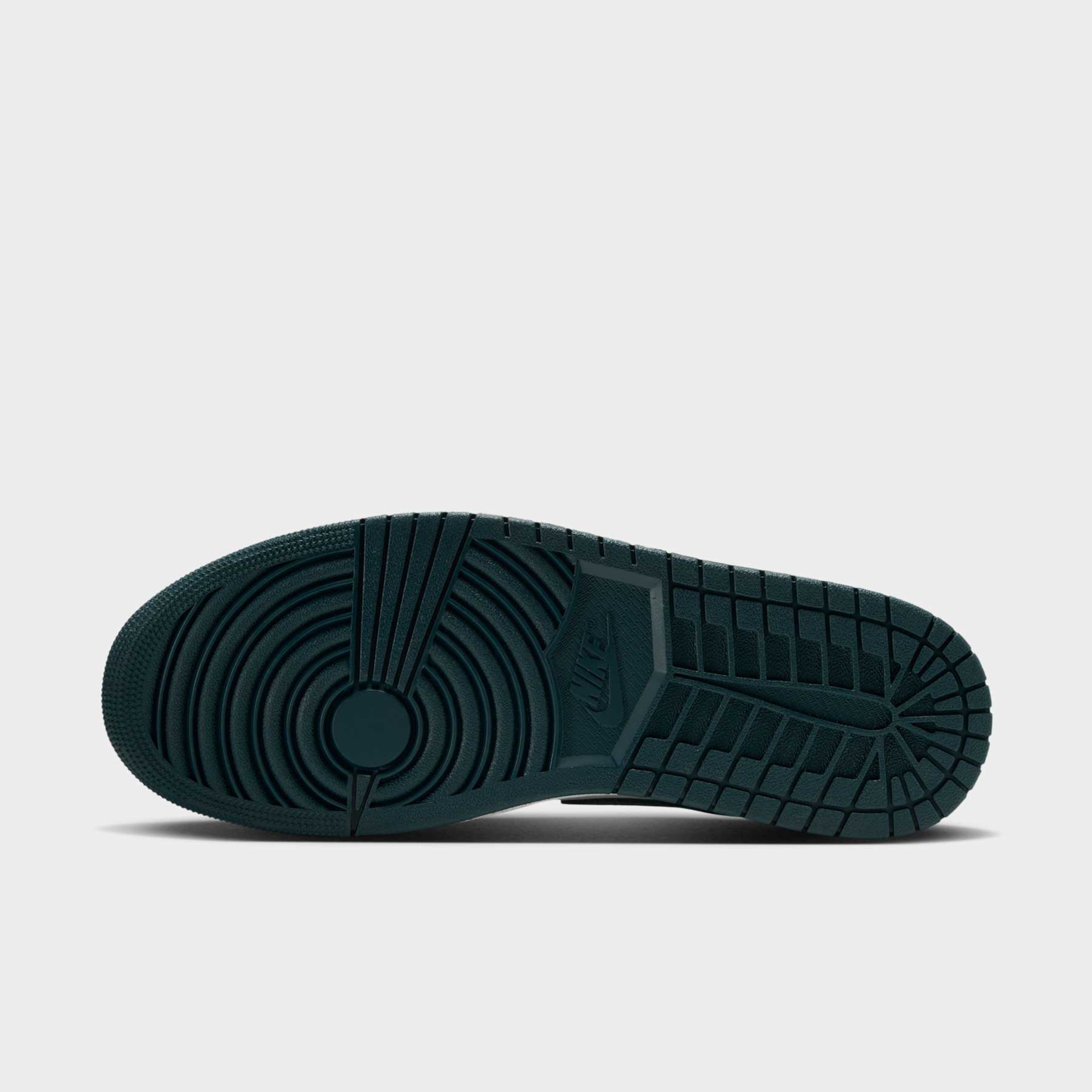 Tênis Air Jordan 1 Low Masculino - Foto 2