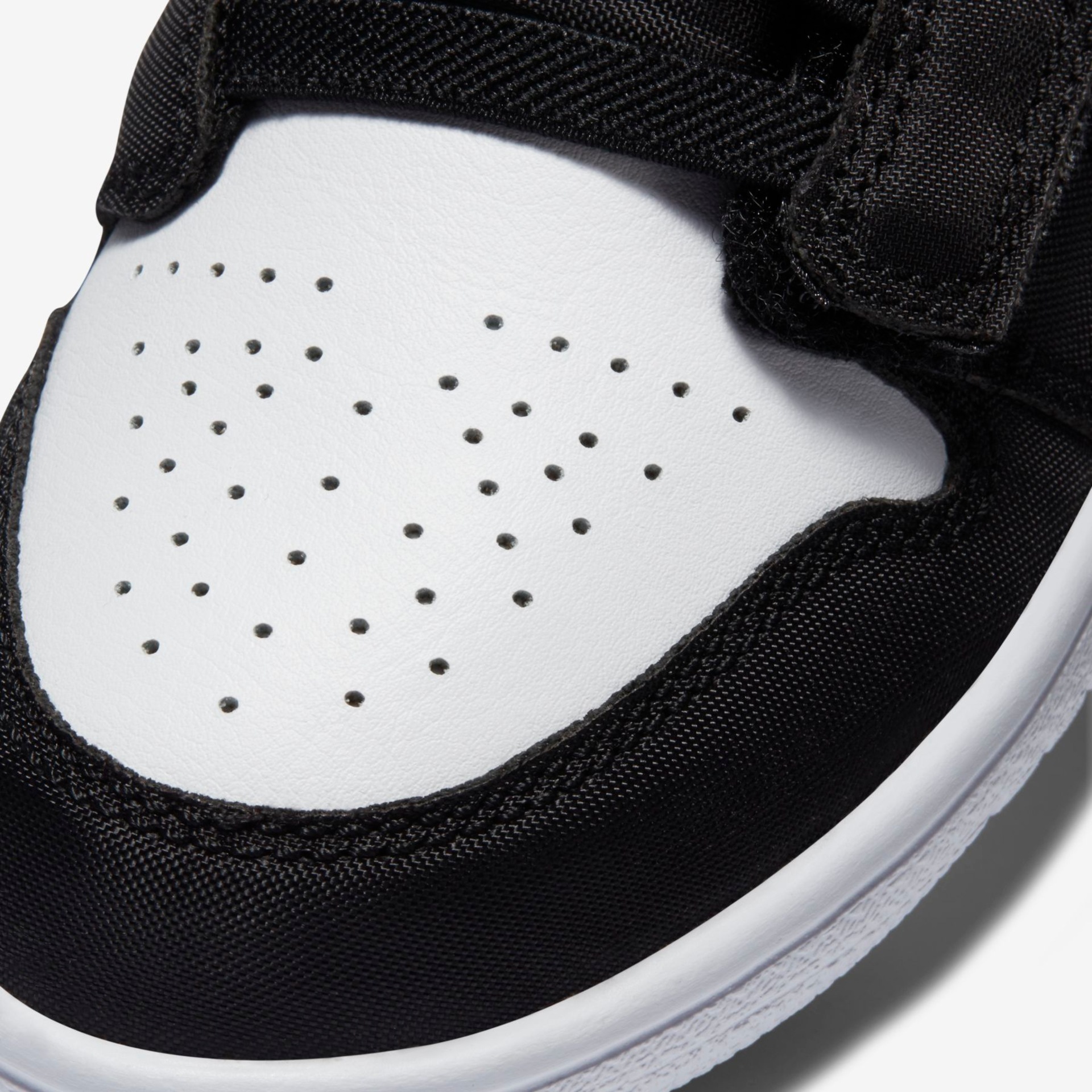 Tênis Jordan 1 Mid Infantil - Foto 7