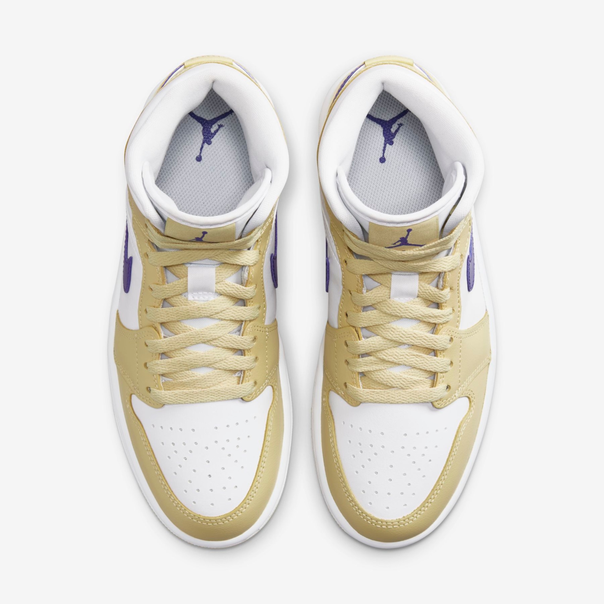 Tênis Air Jordan 1 Mid Feminino - Foto 4