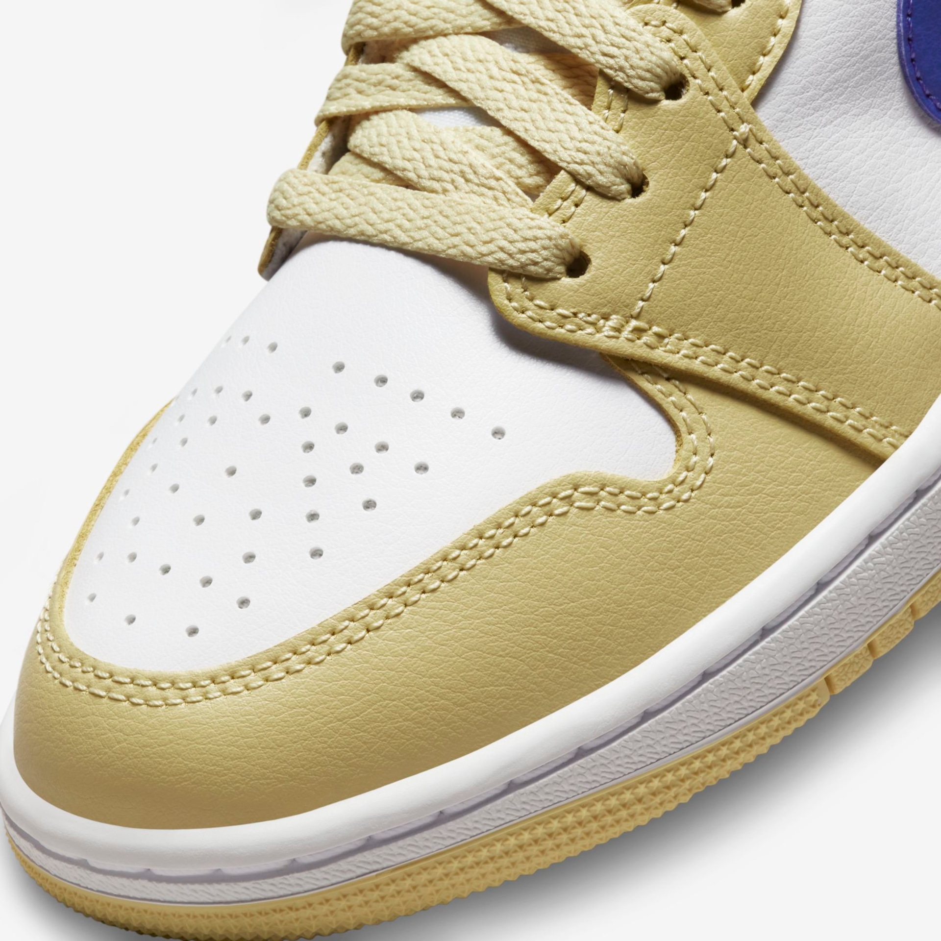 Tênis Air Jordan 1 Mid Feminino - Foto 7