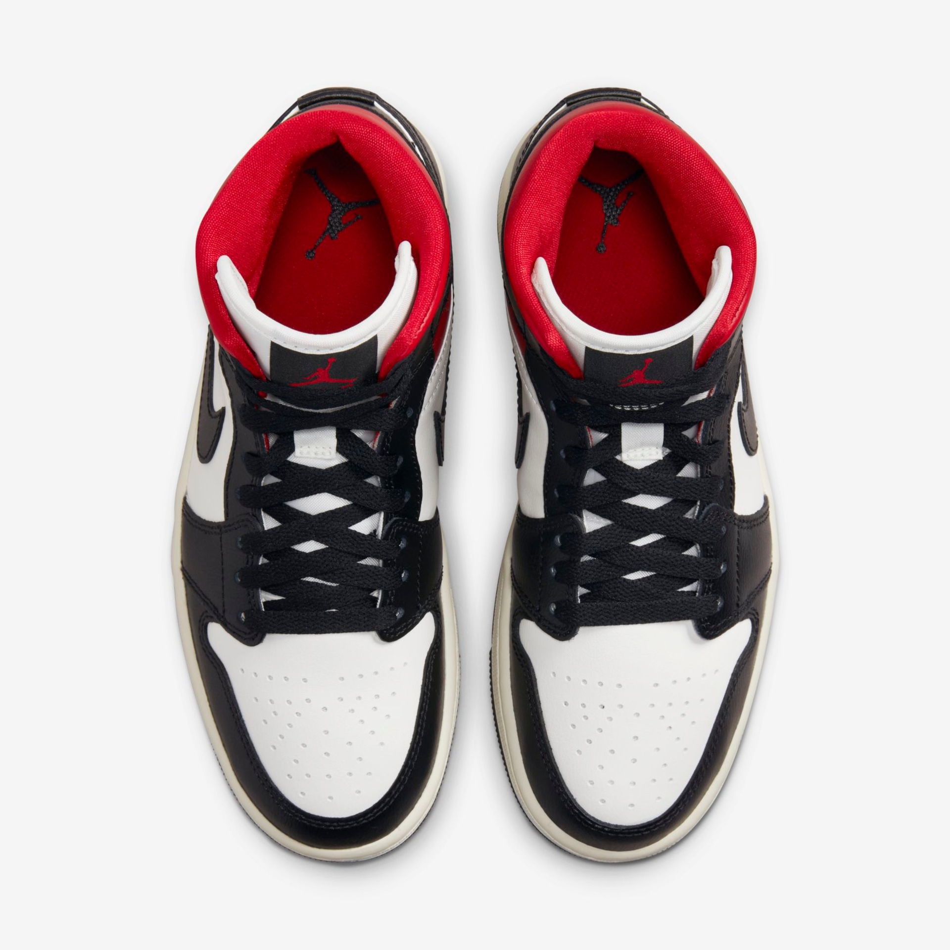 Tênis Air Jordan 1 Mid Feminino - Foto 4