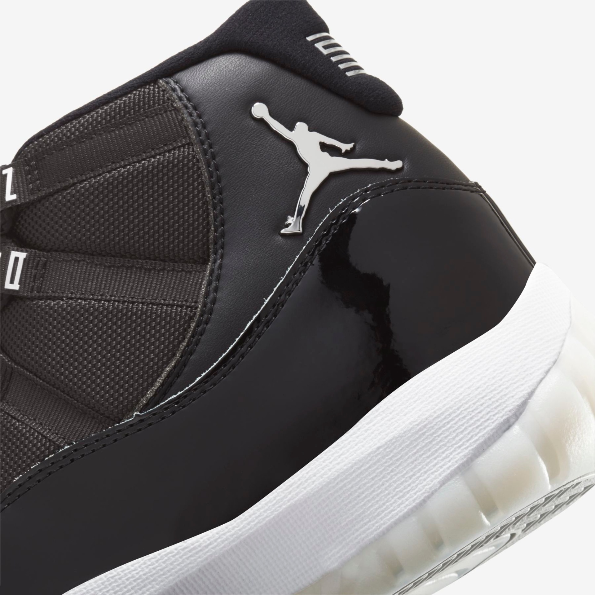 AIR JORDAN 11 - Foto 8