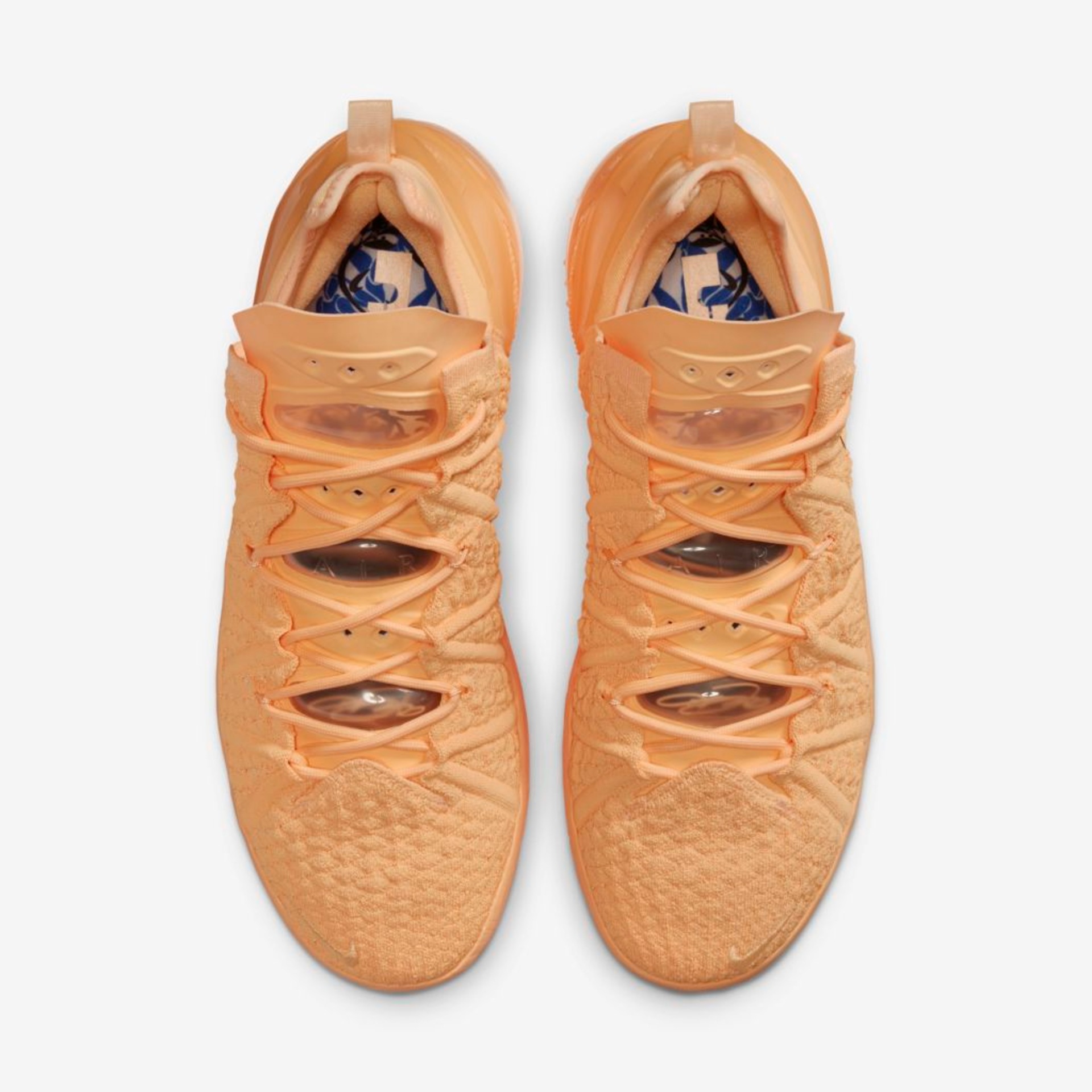 Tênis Nike LEBRON XVIII Unissex - Foto 4