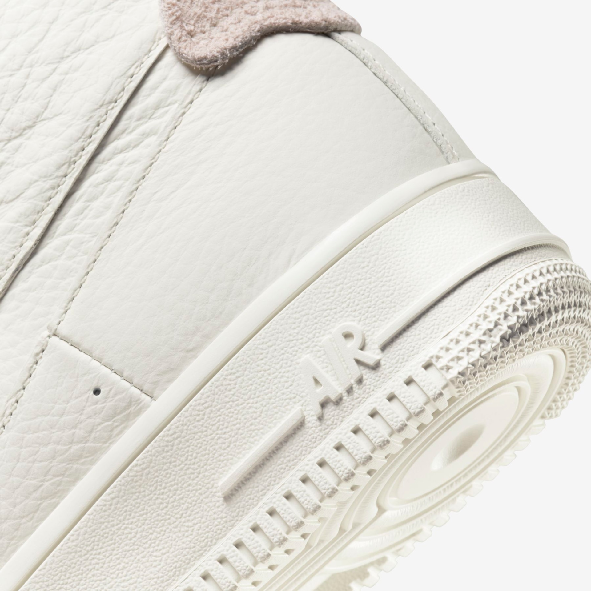 Tênis Nike Air Force 1 Sculpt Feminino - Foto 8
