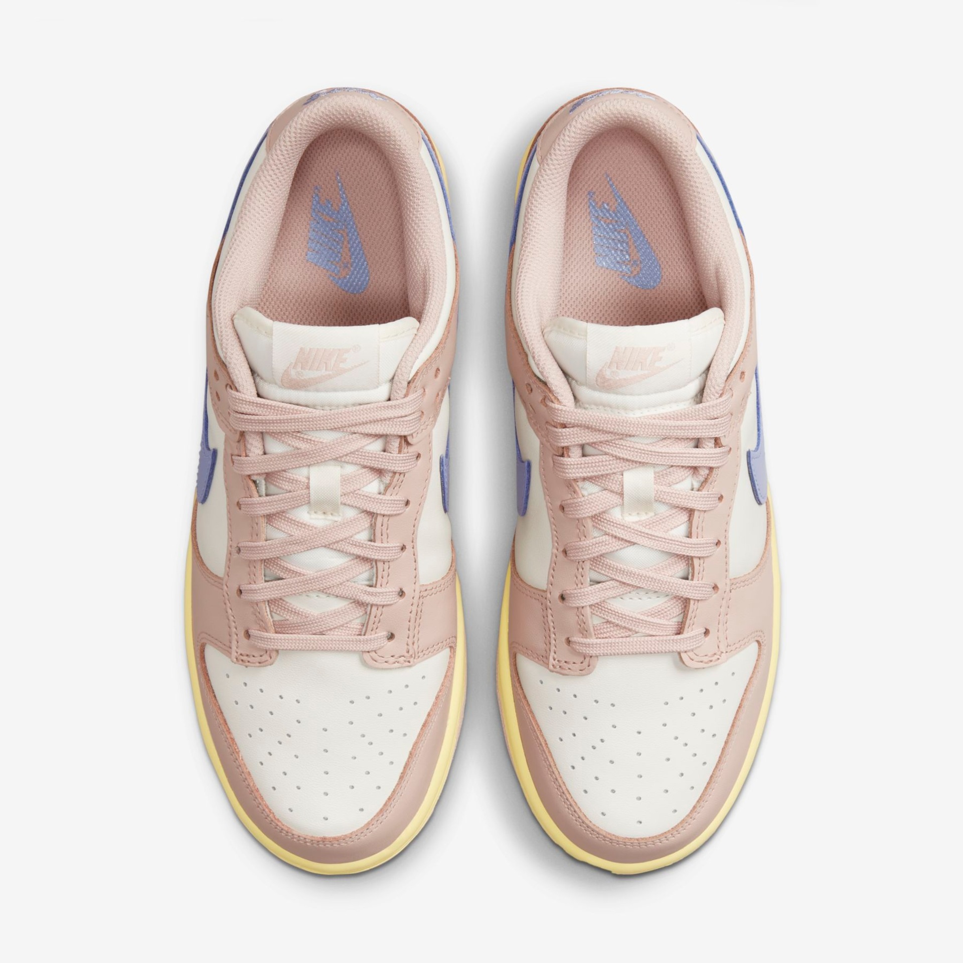 Tênis Nike Dunk Low Feminino - Foto 4