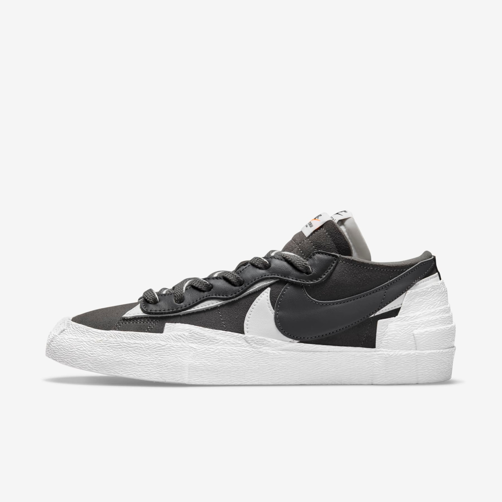 Blazer Low x sacai - Foto 1