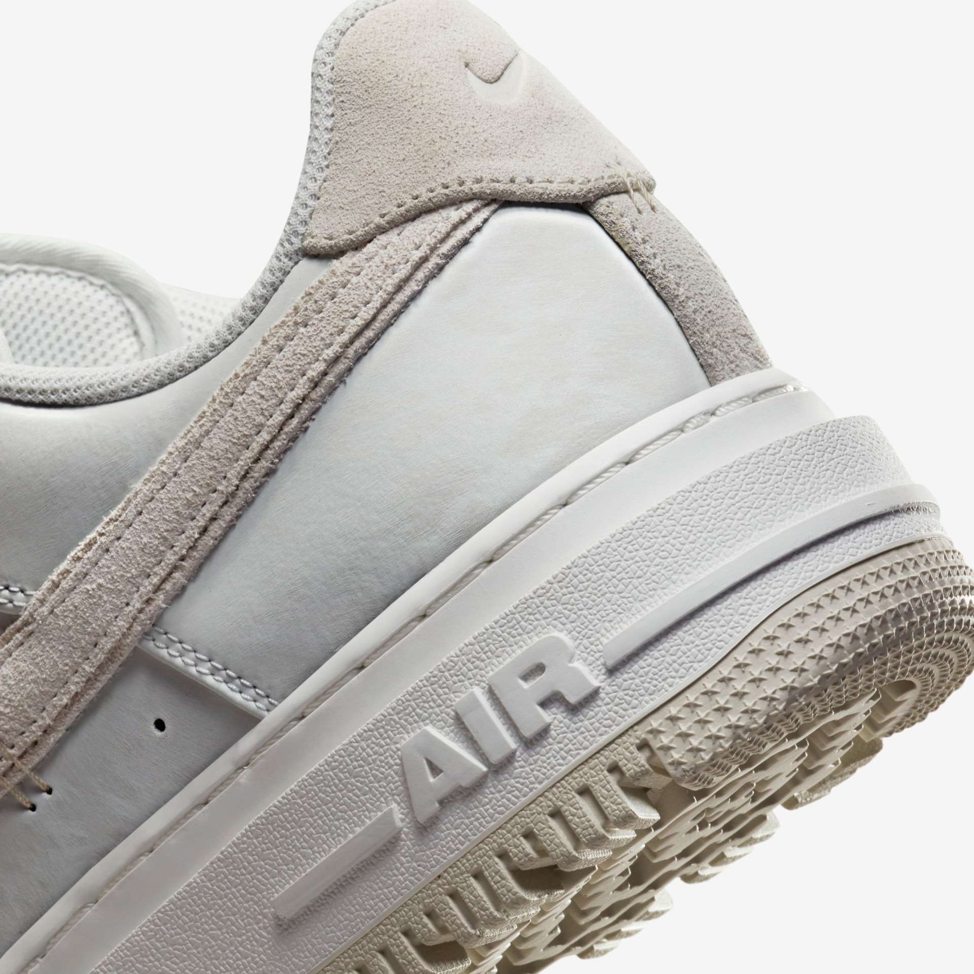 Tênis Air Force 1 Luxe Masculino - Foto 8