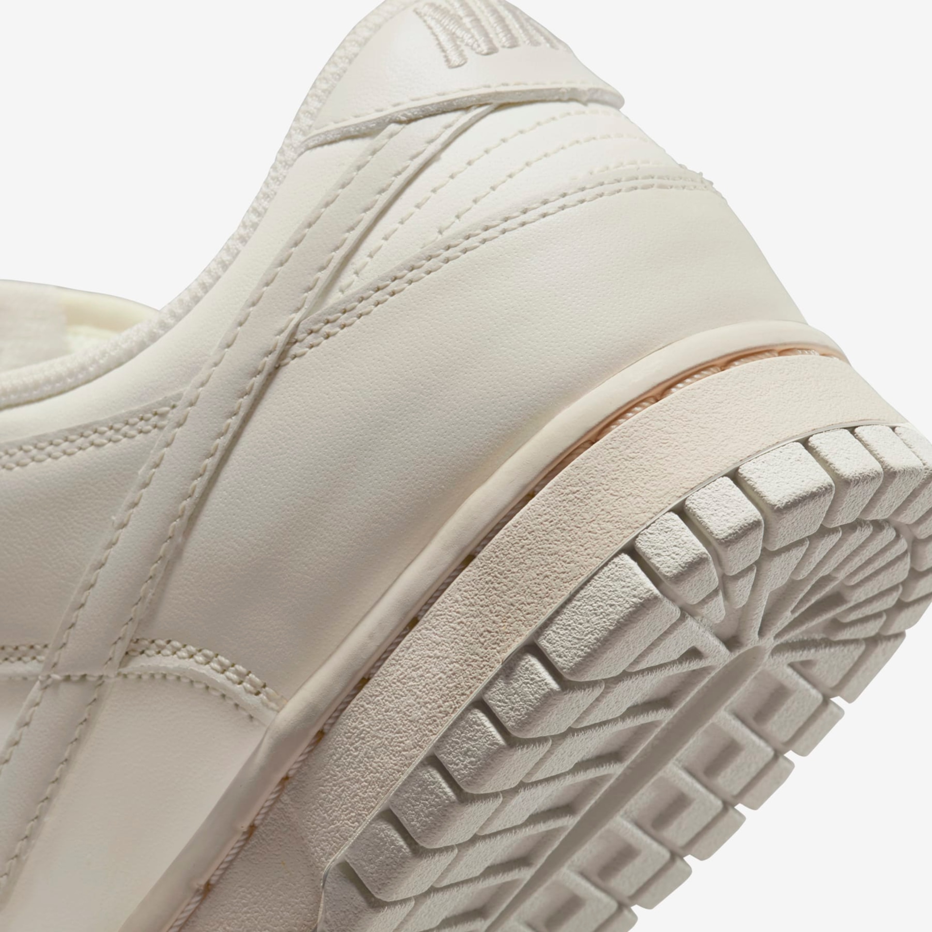 W NIKE DUNK LOW - Foto 8