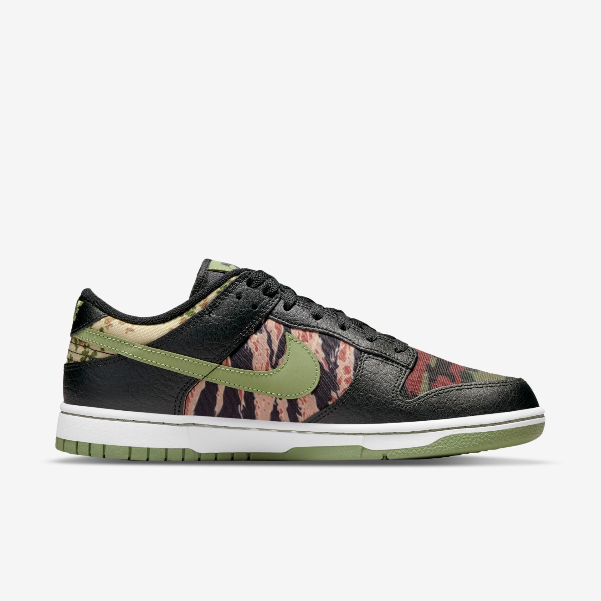 Tênis Nike Dunk Low SE Masculino - Foto 3