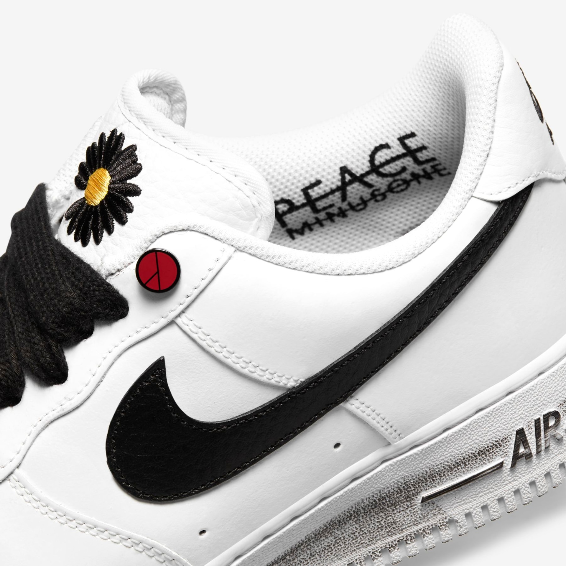 Air Force 1 Low x Peaceminusone - Foto 9