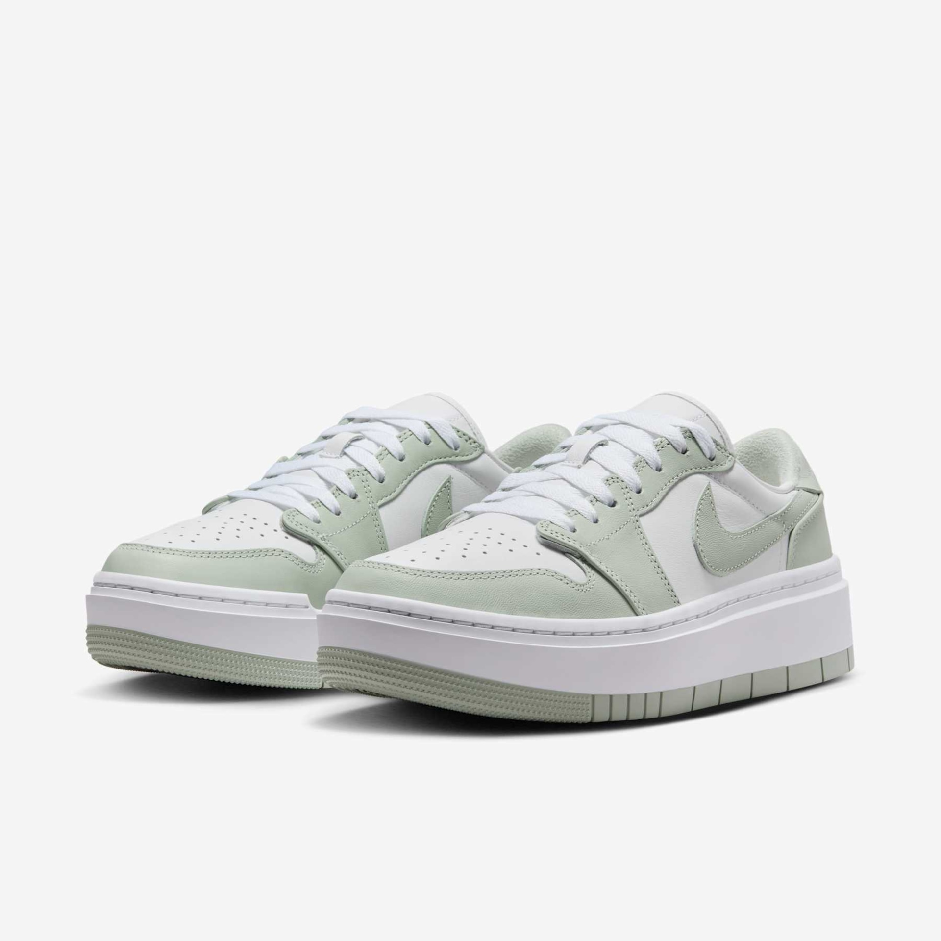 Tênis Air Jordan 1 Elevate Low Feminino - Foto 5