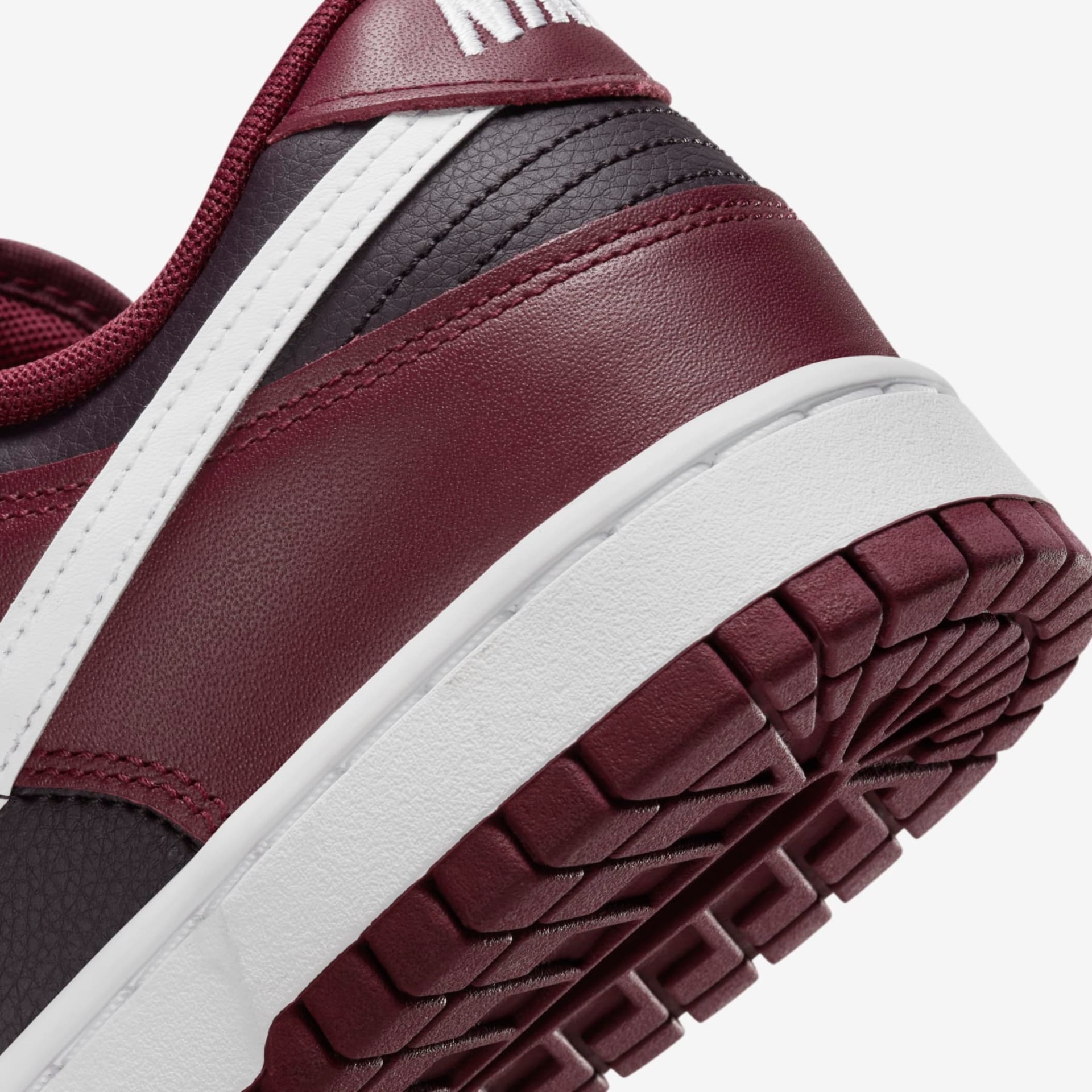 Tênis Nike Dunk Low Retro Masculino - Foto 9