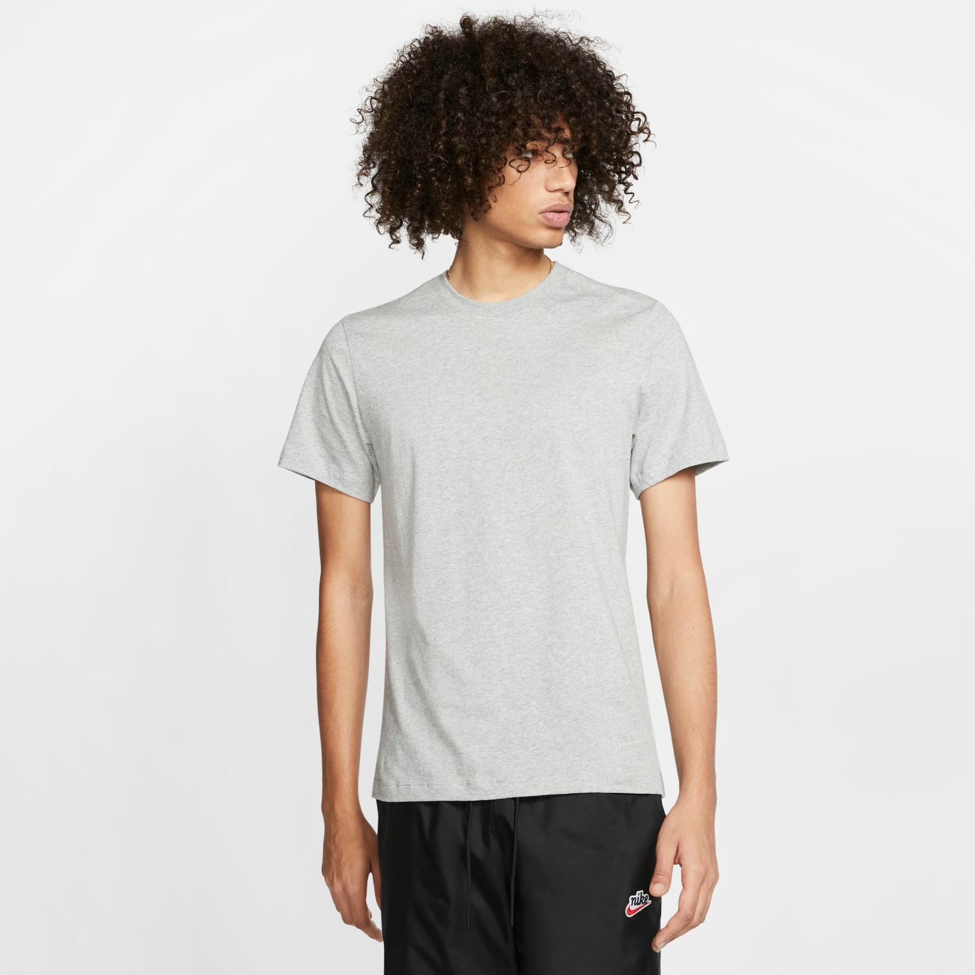Camiseta Nike Sportswear Masculina - Foto 1