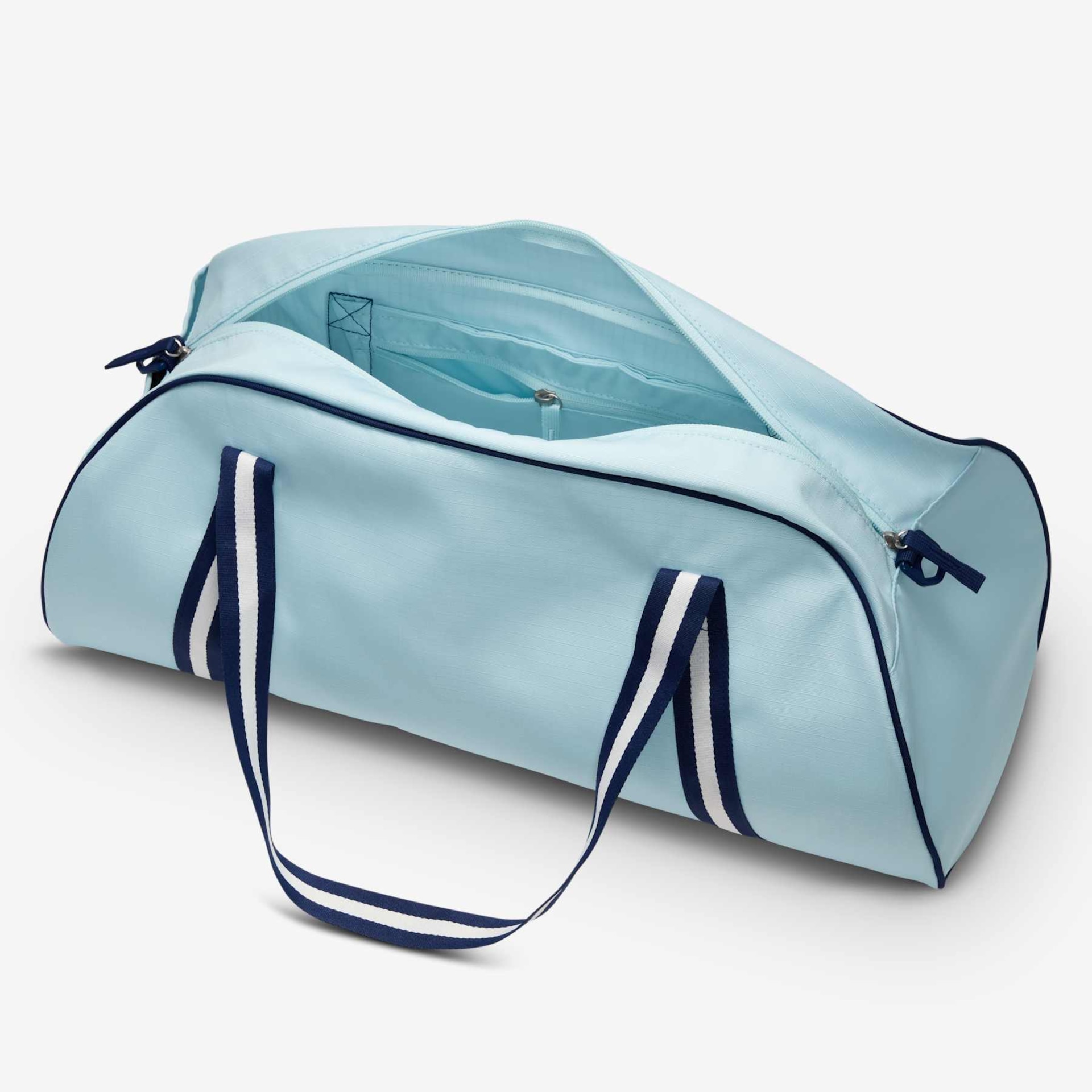 Bolsa Nike Gym Club Feminina - Foto 5