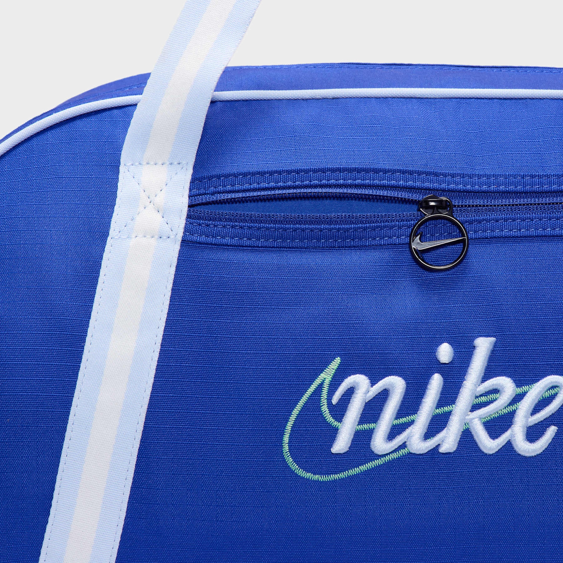 Bolsa Nike Gym Club Feminina - Foto 6