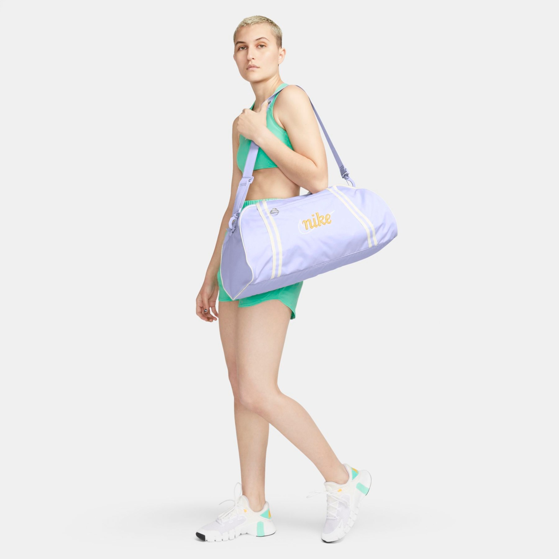 Bolsa Nike Gym Club Feminina - Foto 3