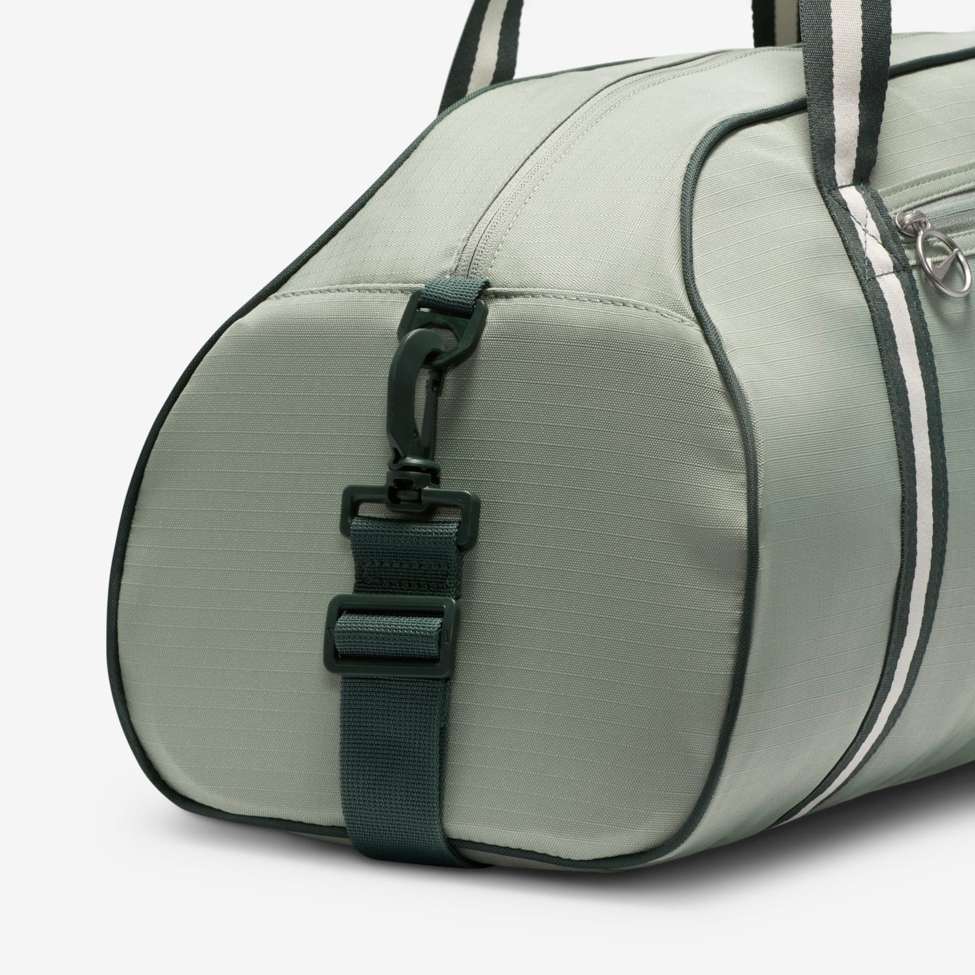 Bolsa Nike Gym Club Feminina - Foto 9