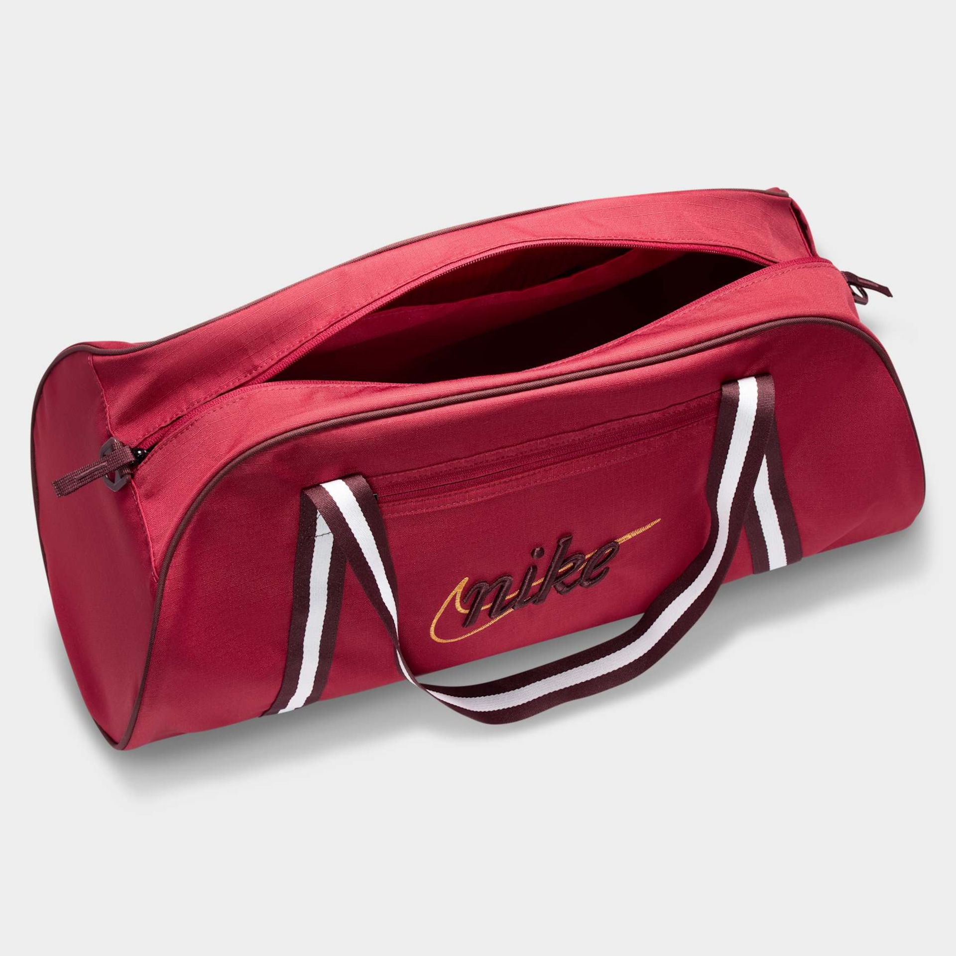 Bolsa Nike Gym Club Feminina - Foto 4