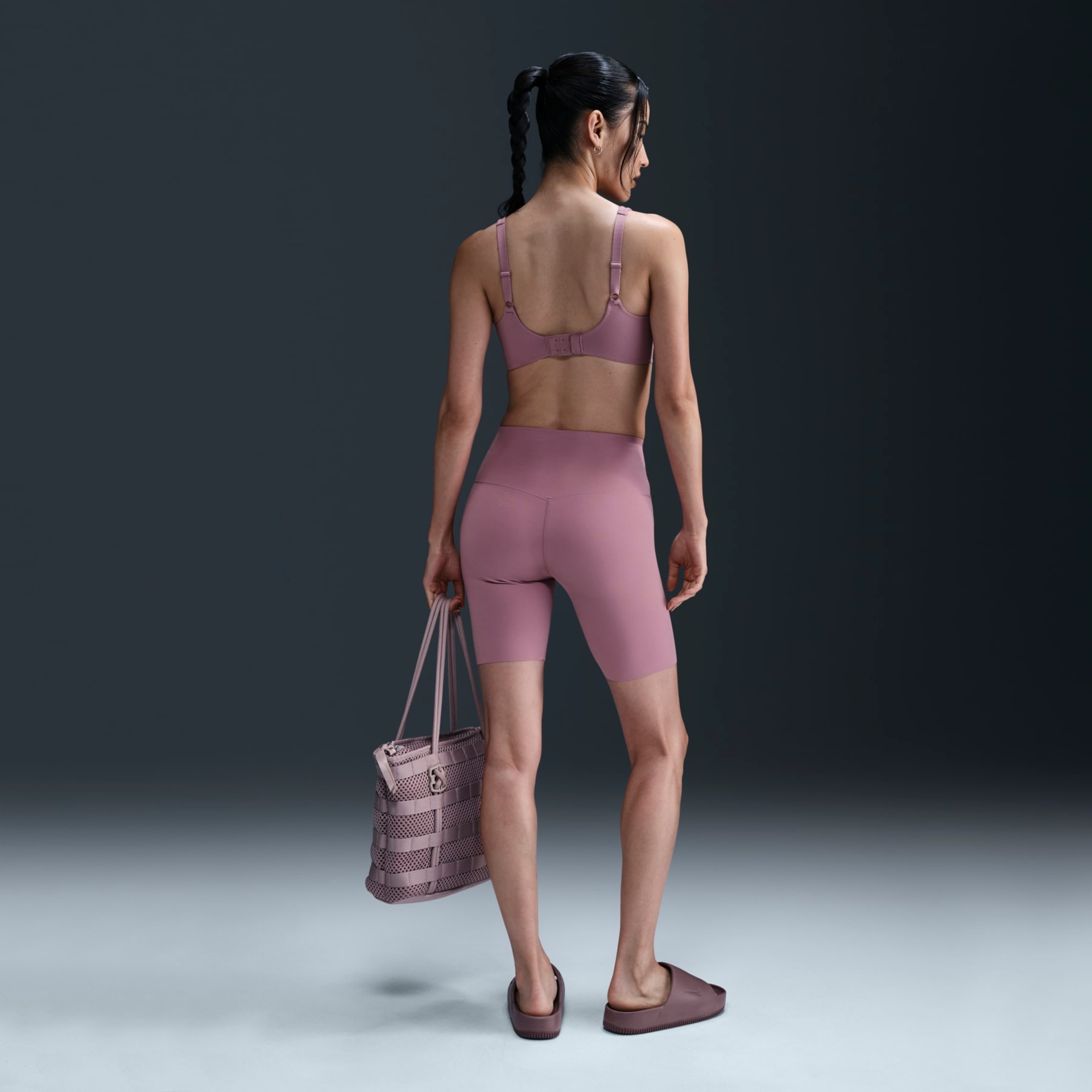 Top Nike Alate Coverage Feminino - Foto 4