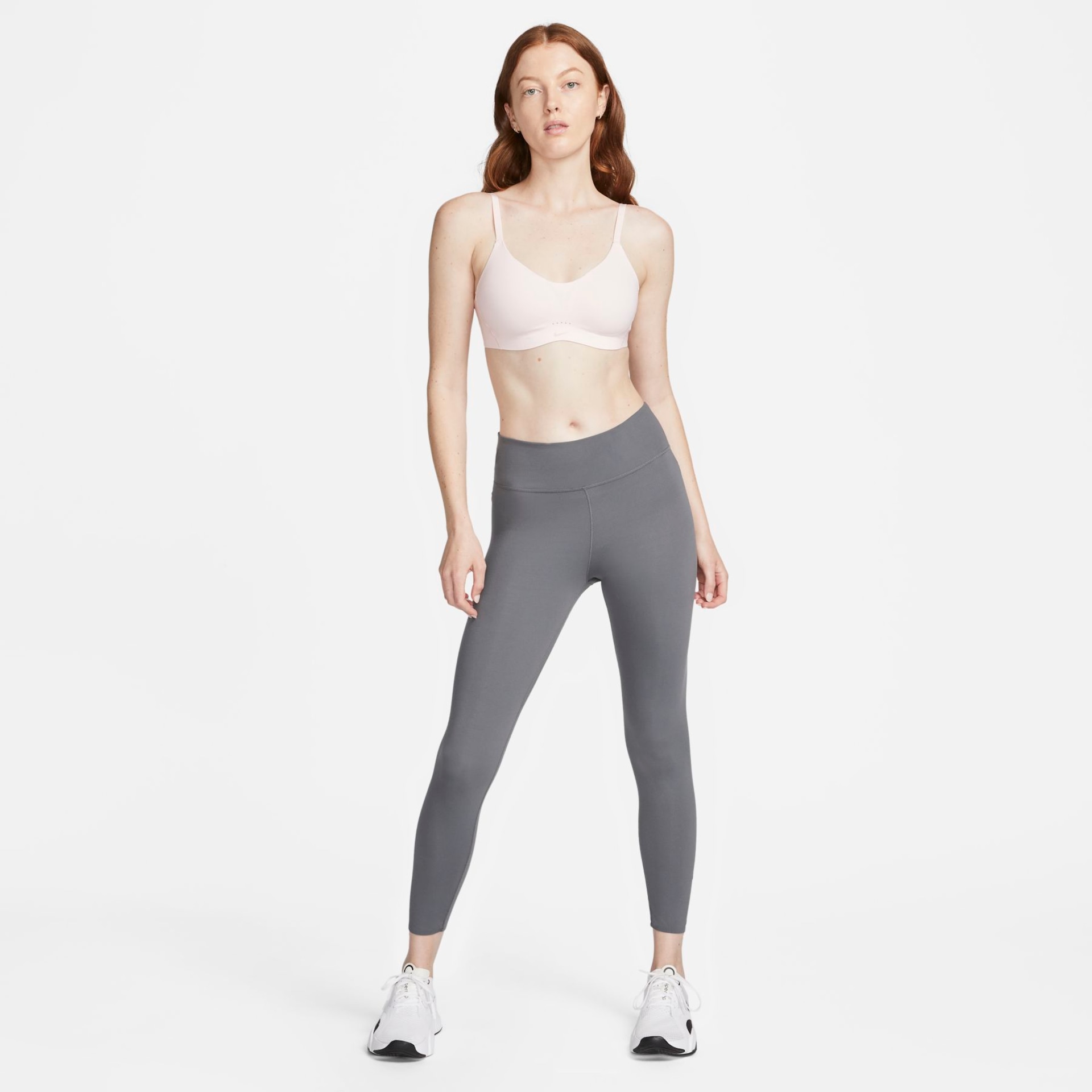 Top Nike Alate Minimalist Feminino - Foto 8