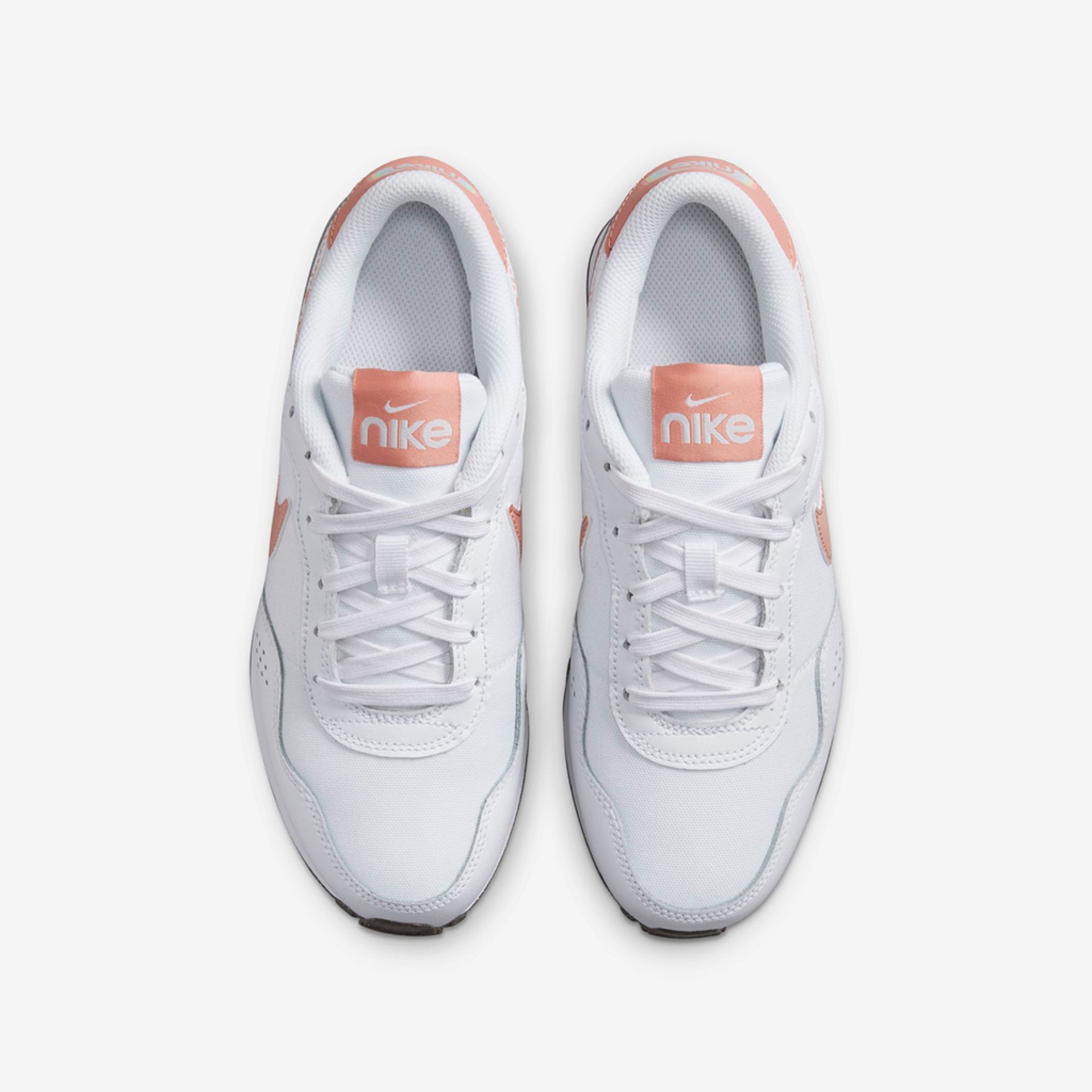 Tênis Nike MD Valiant SE Infantil - Foto 4