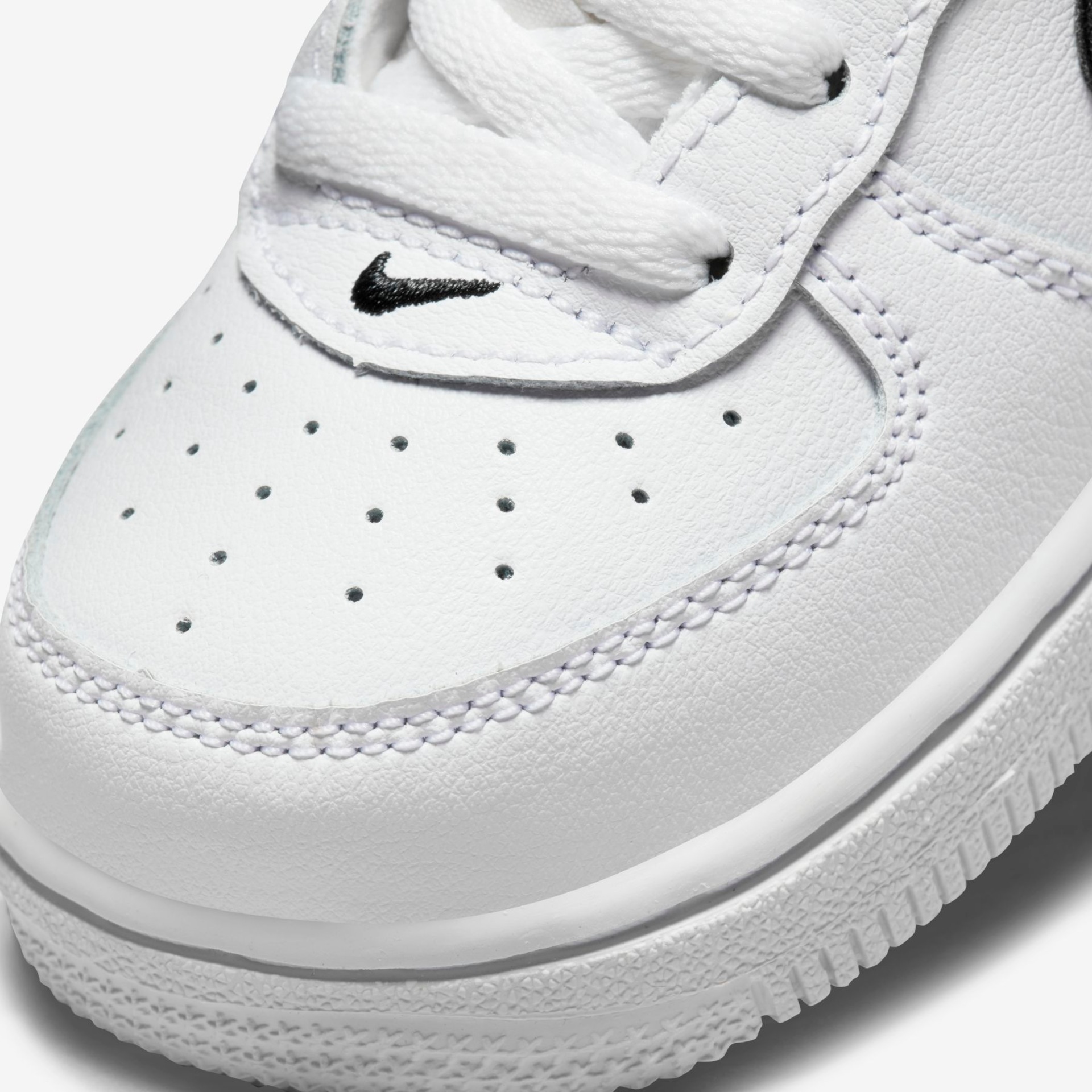 Tênis Nike Force 1 LV8 Infantil - Foto 7