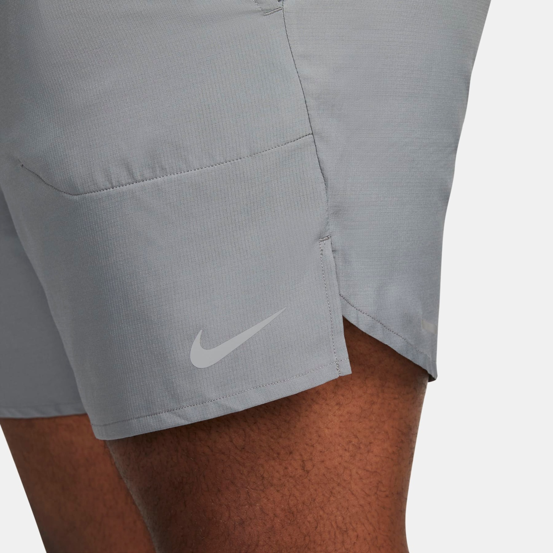 Shorts Nike Dri-FIT 7in Stride Masculino - Foto 12