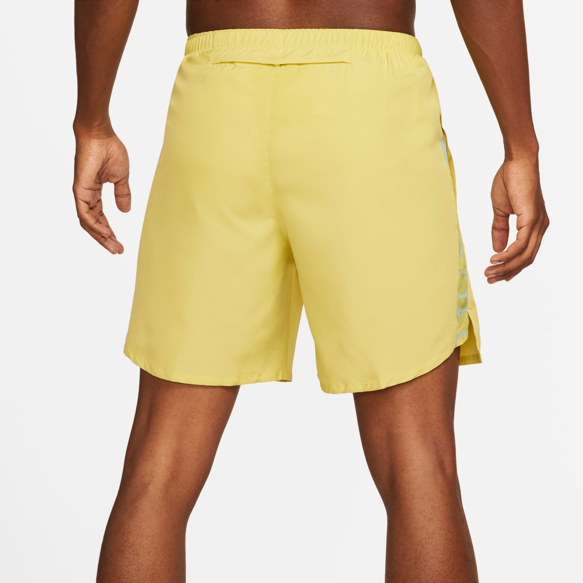 Shorts Nike Dri-FIT Challenger Masculino - Foto 3