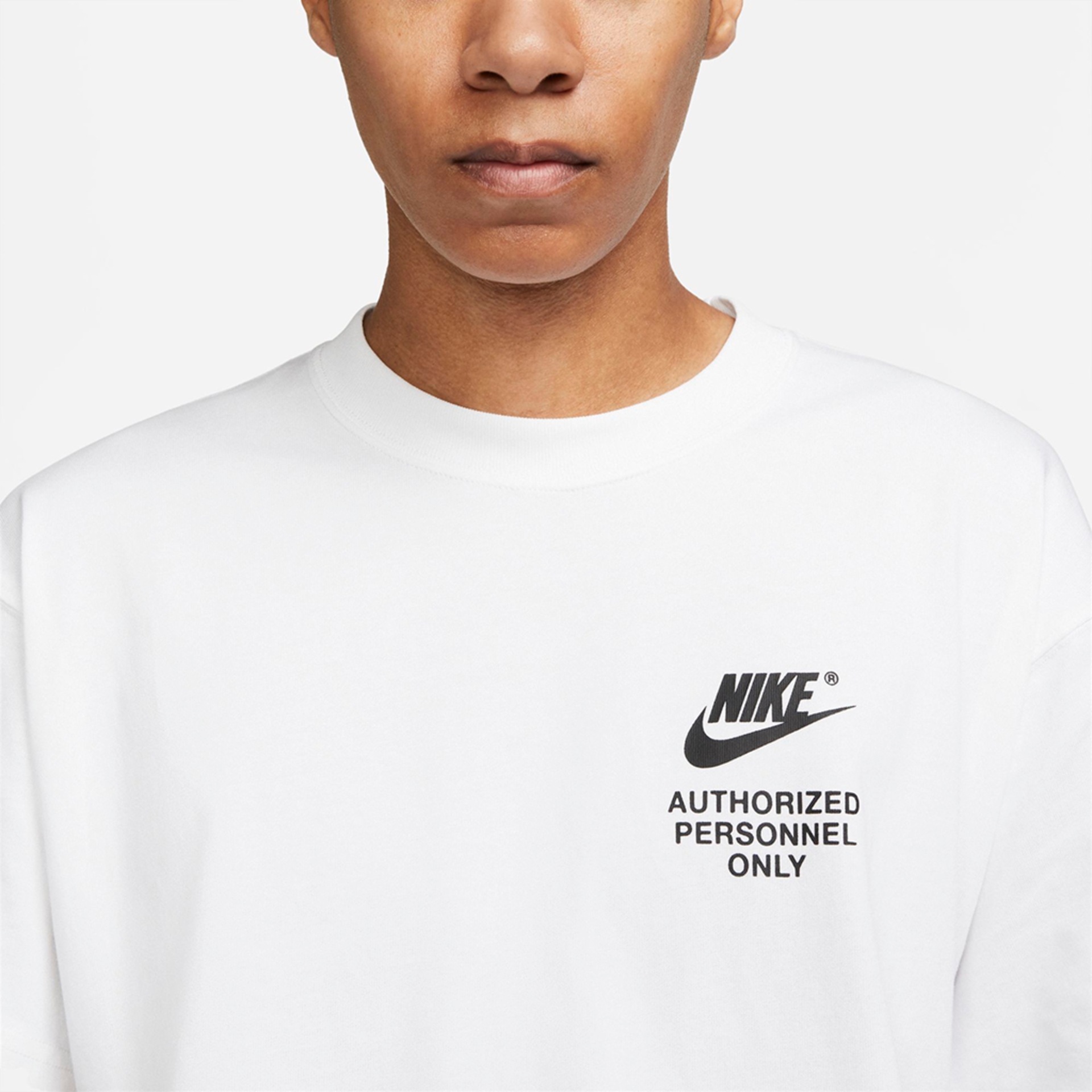 Camiseta Nike Sportswear Masculina - Foto 3