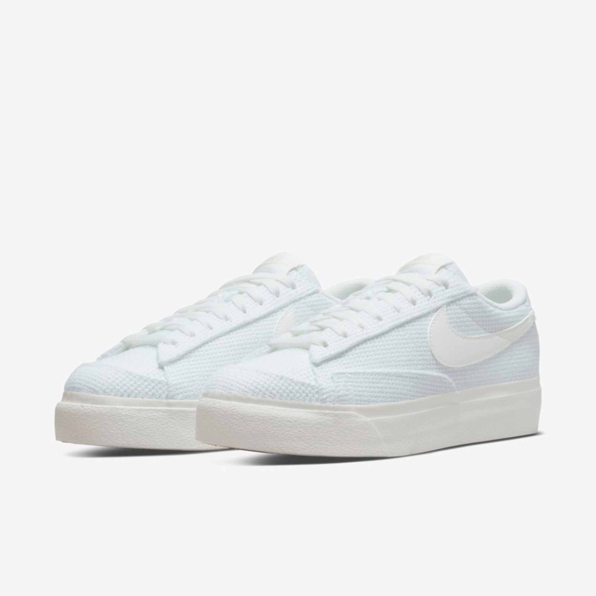 Tênis Nike Blazer Low Platform Feminino - Foto 5