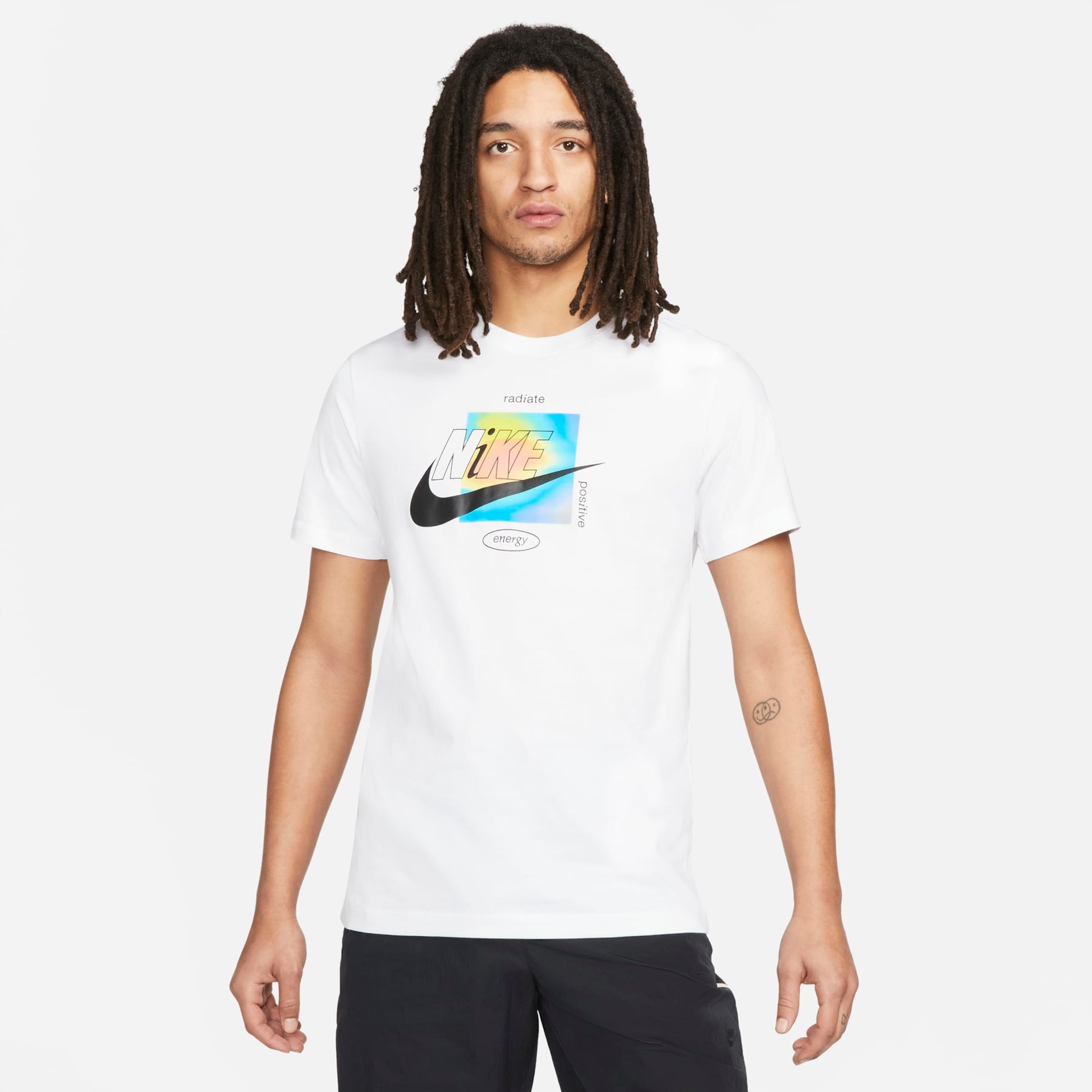 Camiseta Nike Sportswear Masculina - Foto 1