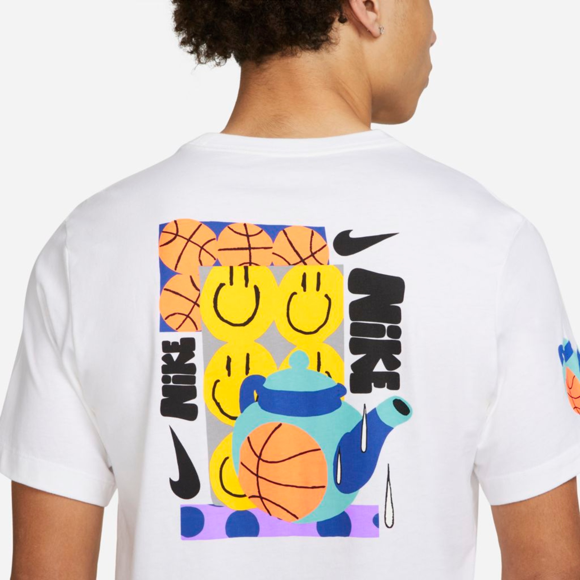 Camiseta Nike A.I.R. Masculina - Foto 4