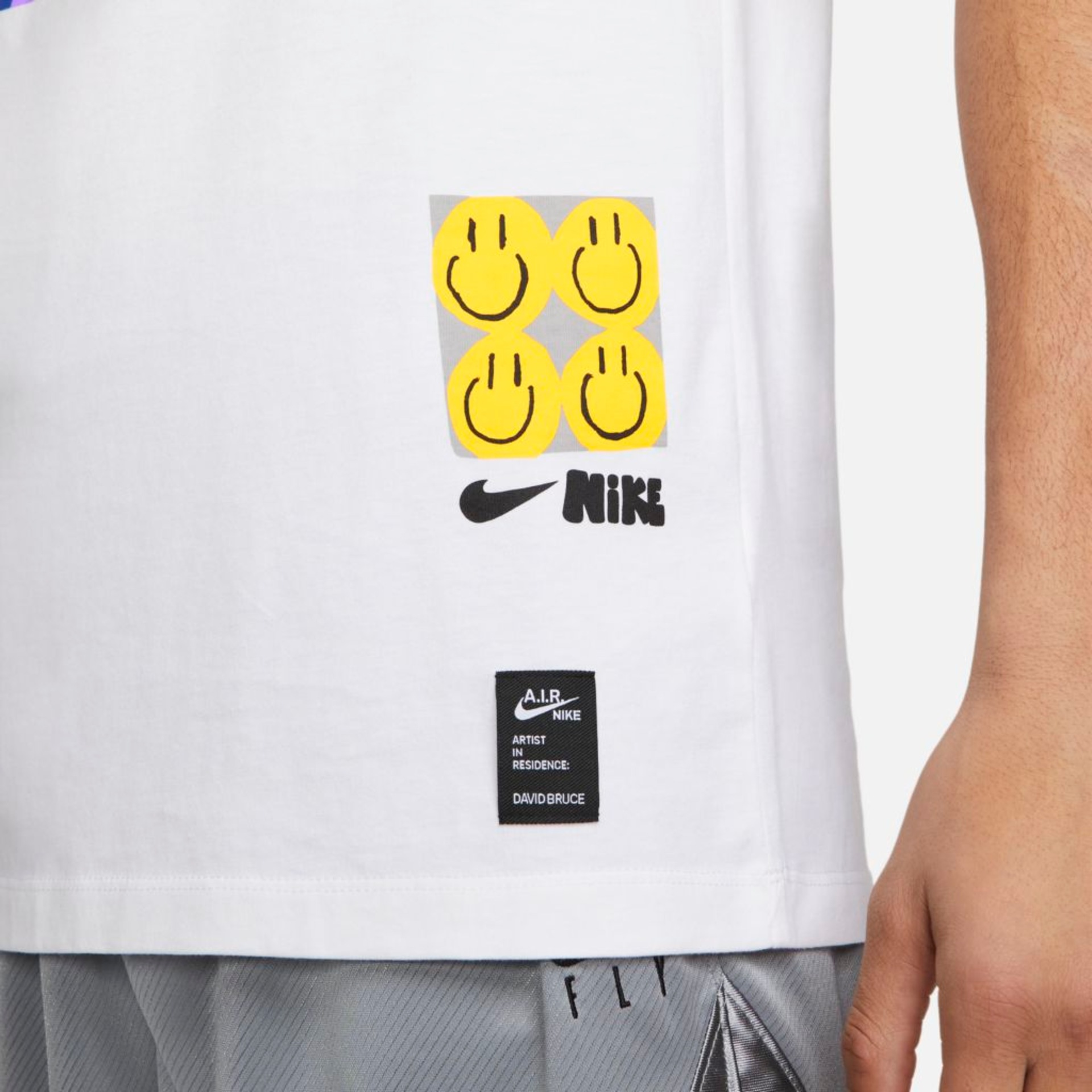 Camiseta Nike A.I.R. Masculina - Foto 6