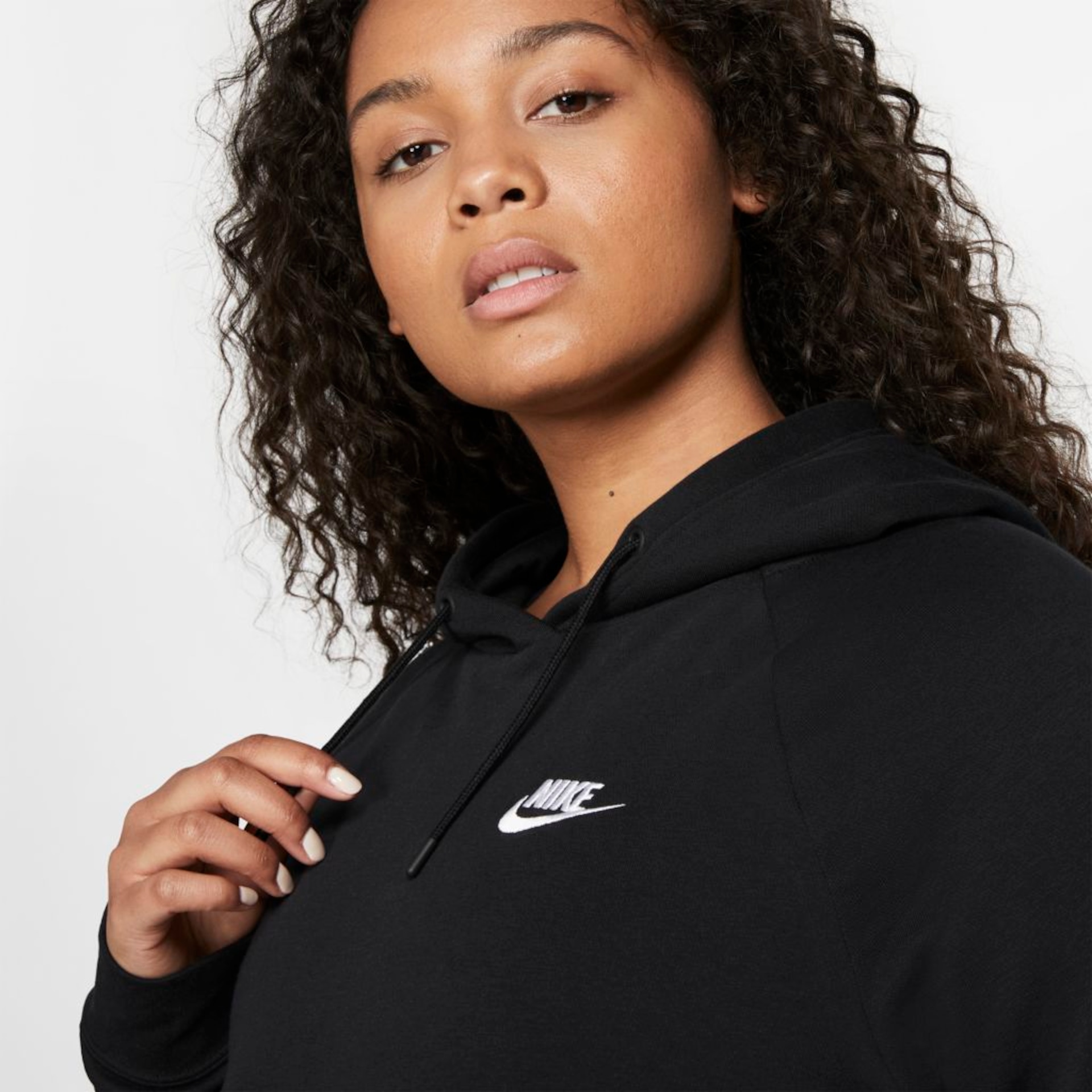 Plus Size - Blusão Nike Sportswear Essential Feminino - Foto 3