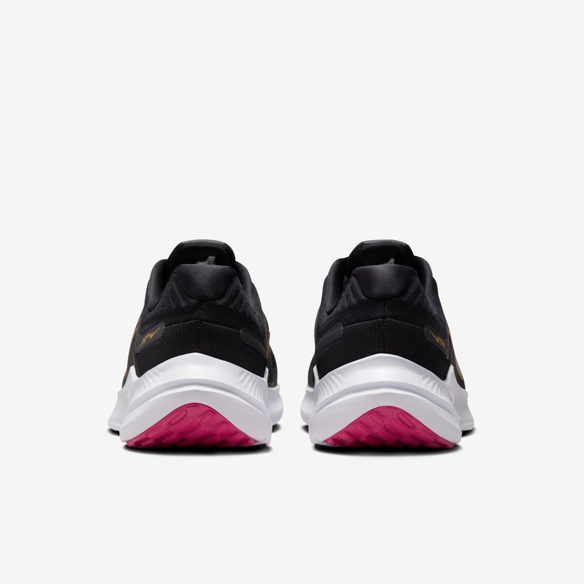 Tênis Nike Quest 5 Feminino - Foto 6