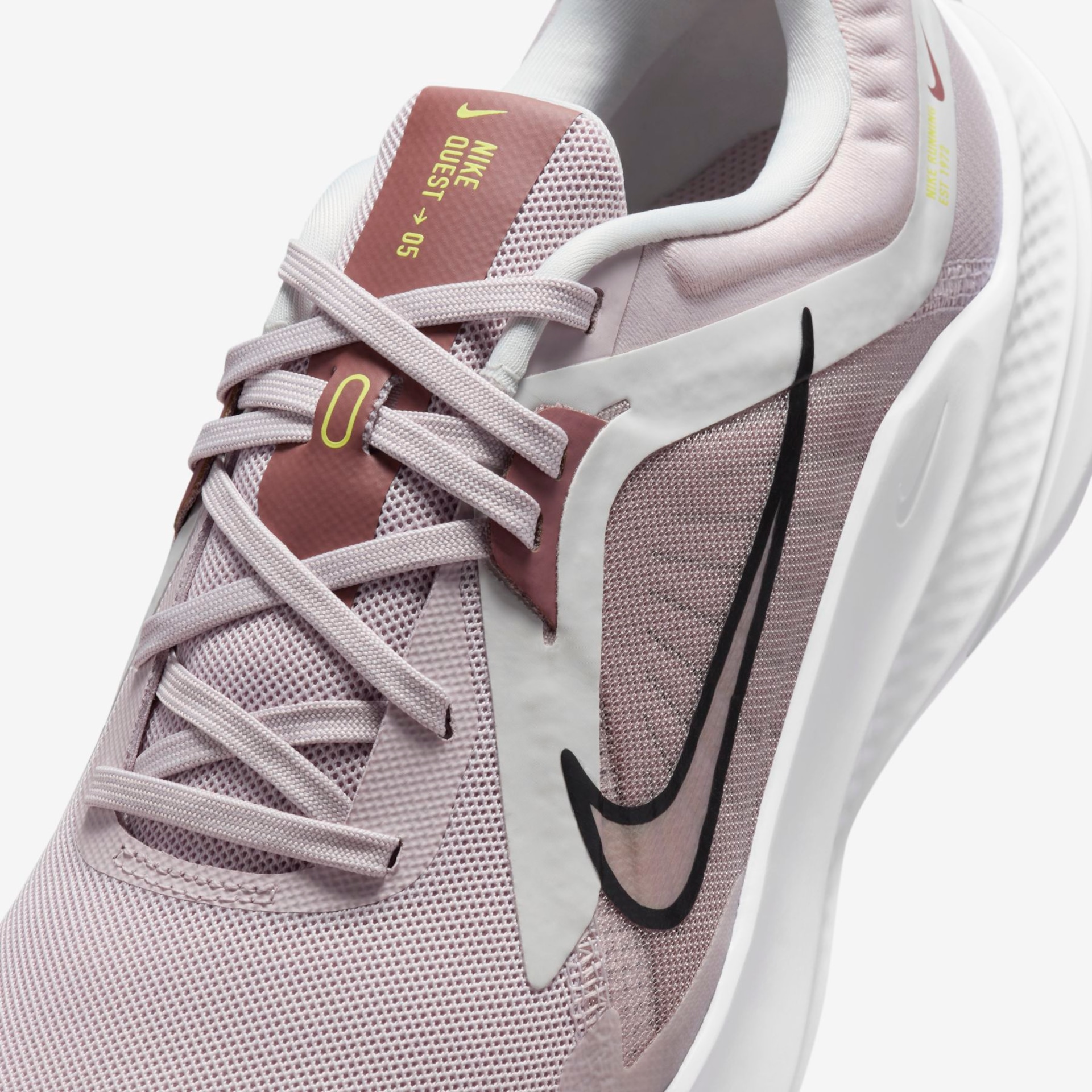 Tênis Nike Quest 5 Feminino - Foto 7