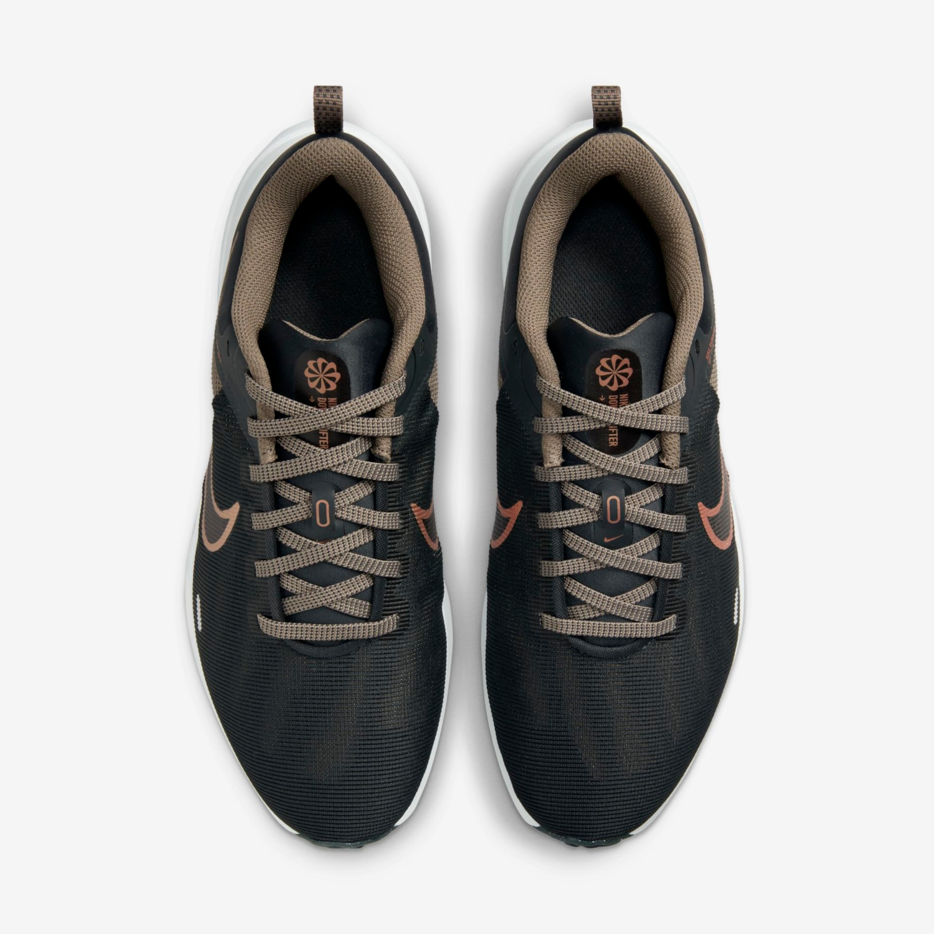 Tênis Nike Downshifter 12 Feminino - Foto 4