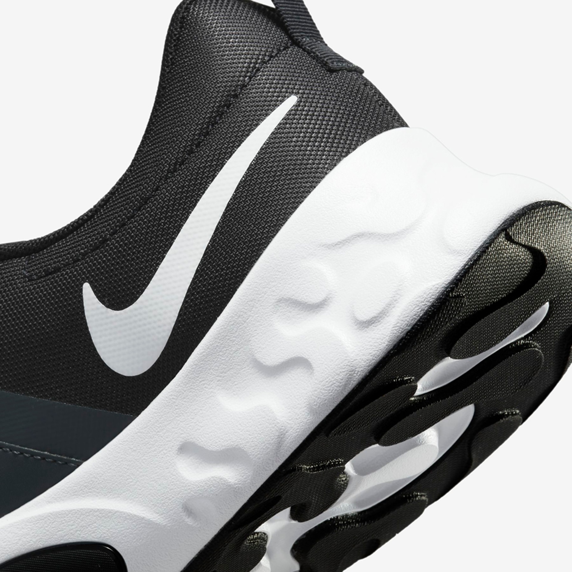 Tênis Nike Renew Retaliation 4 Masculino - Foto 8