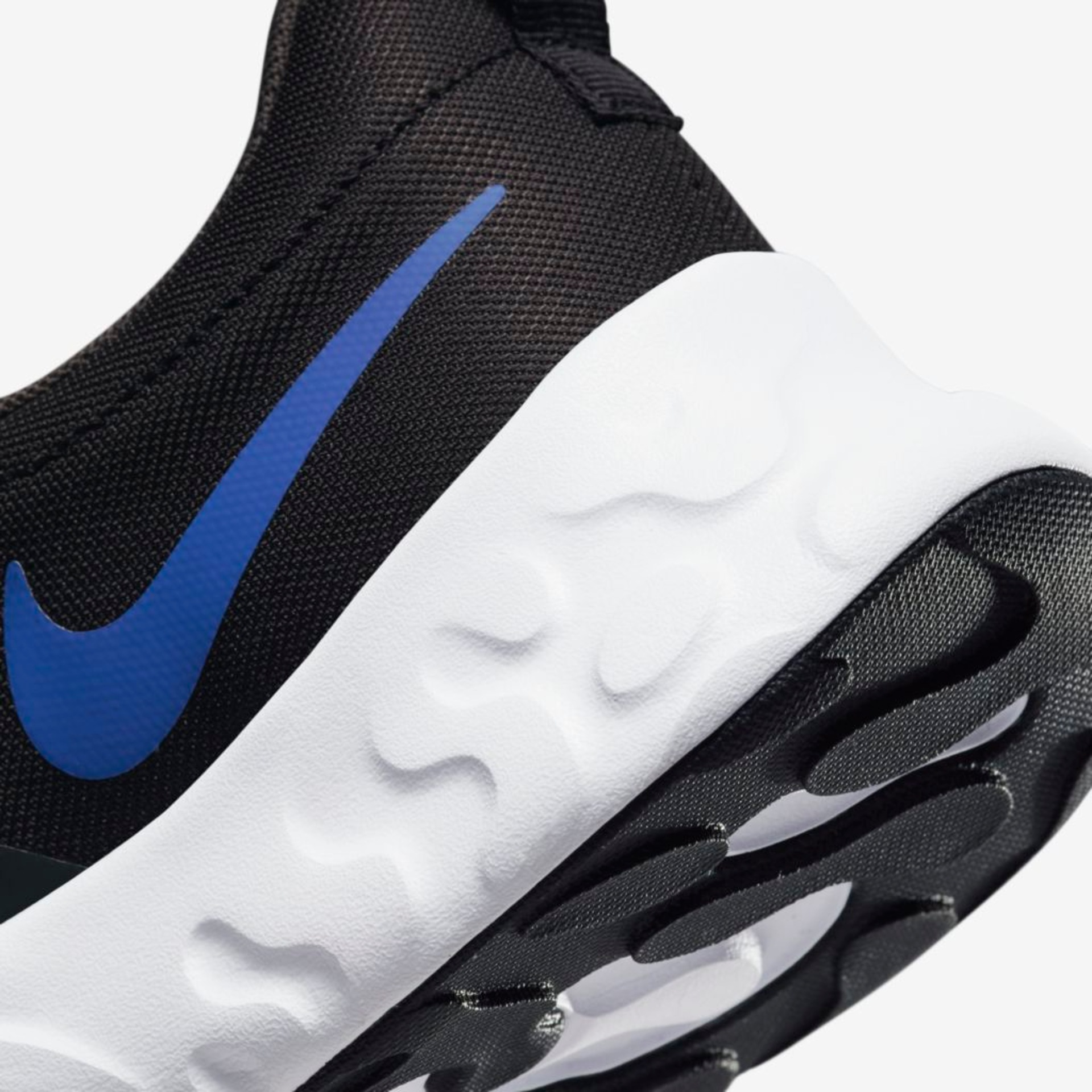 Tênis Nike Renew Retaliation 4 Masculino - Foto 8